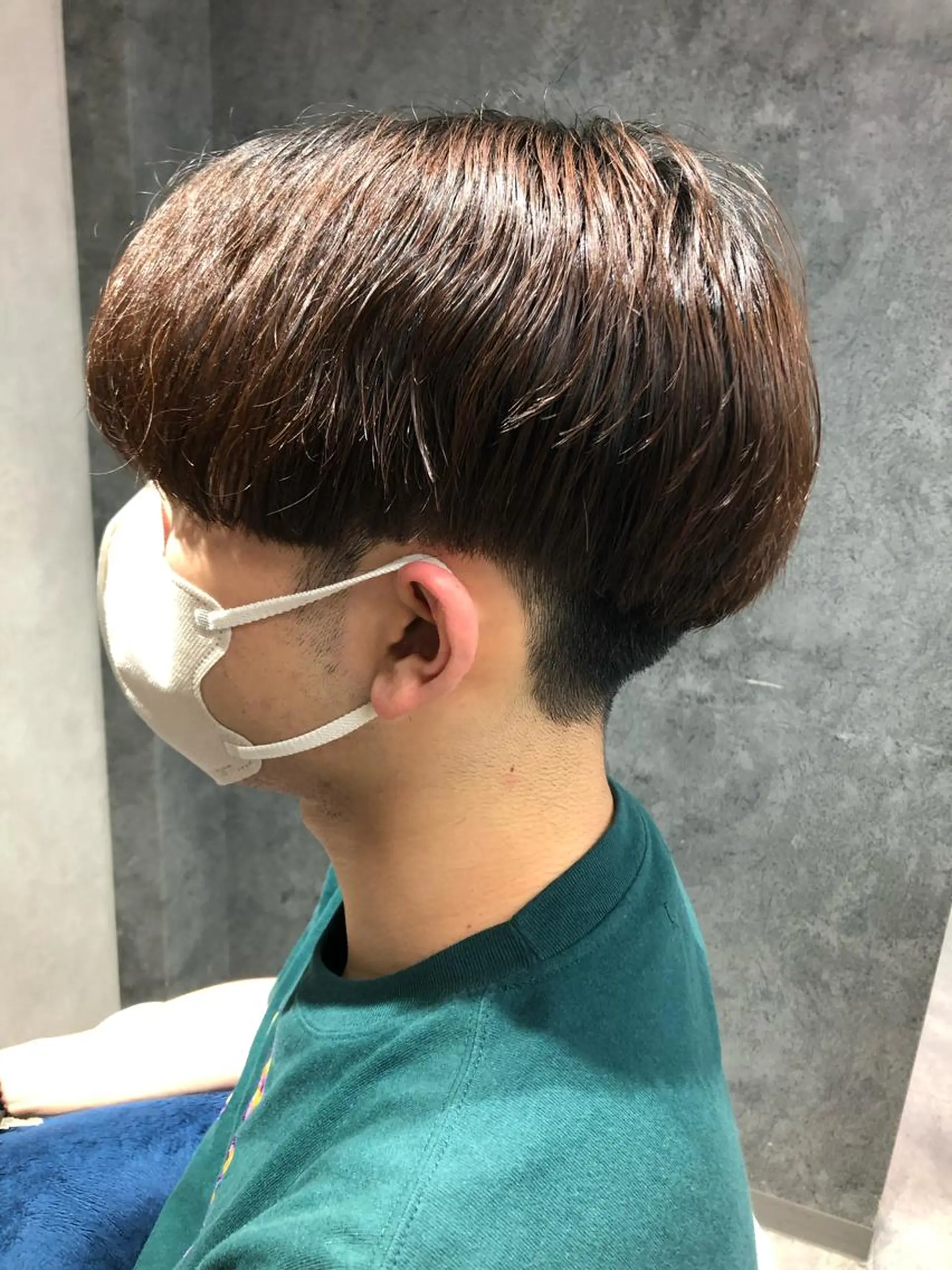 メンズ センターパート ツーブロック カット Noy所属・Noyヨシモト ヒロトのヘアスタイル