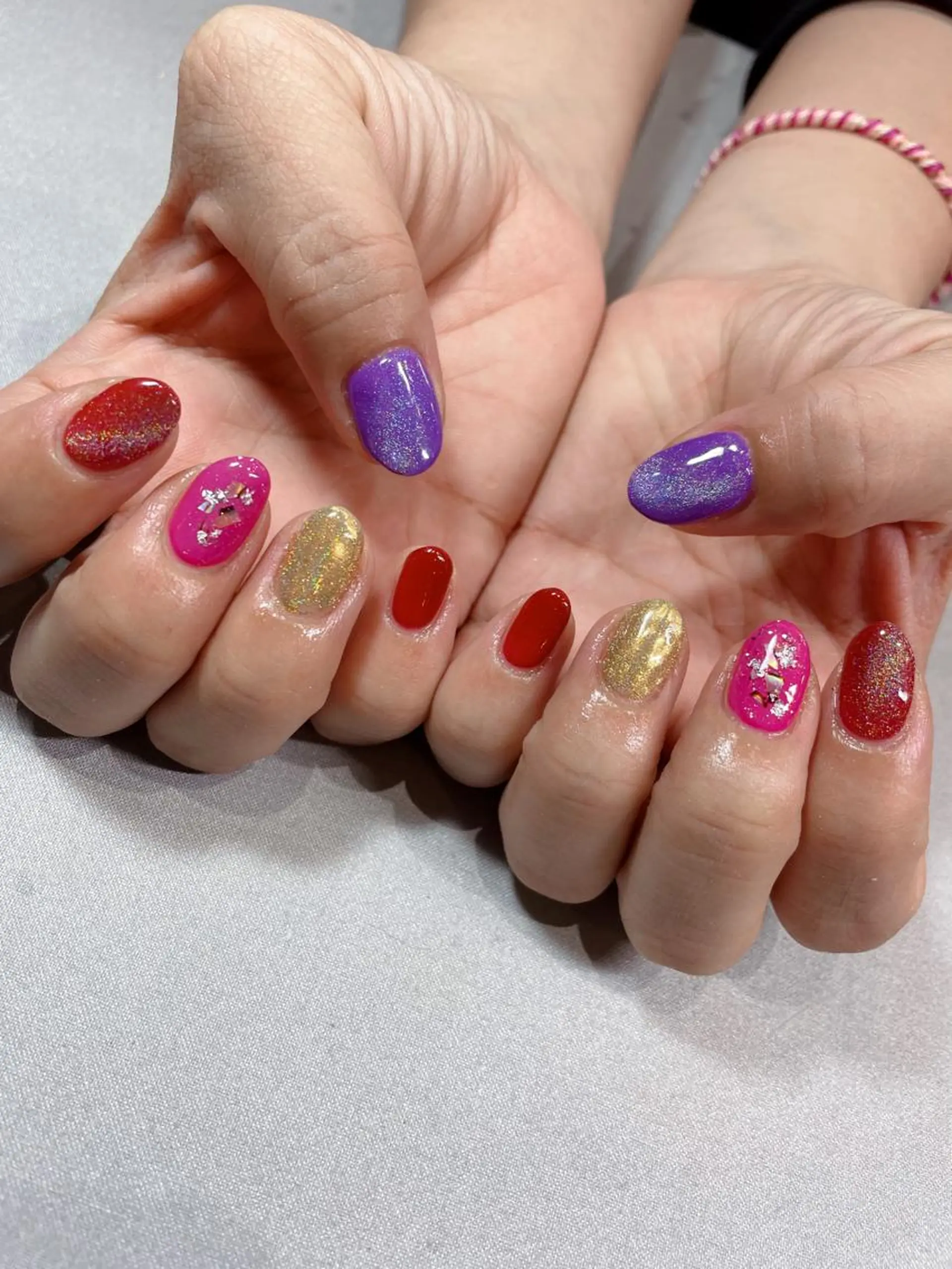 ネイル iiloo aromaworksのネイルデザイン