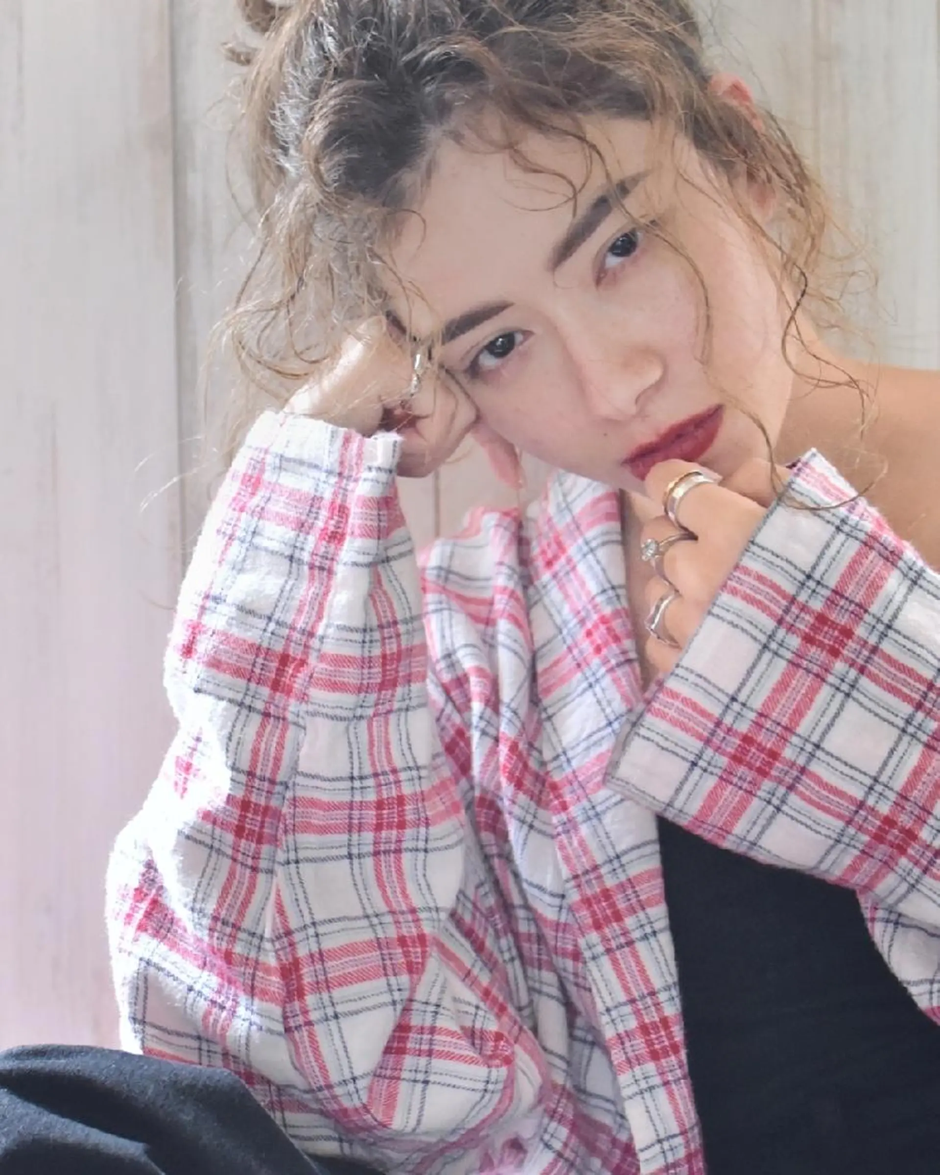 セミロング カラー ヘアアレンジ お団子ヘア おくれ毛 南堀江 möwen ( メーヴェ )所属・mowen RUIのヘアスタイル