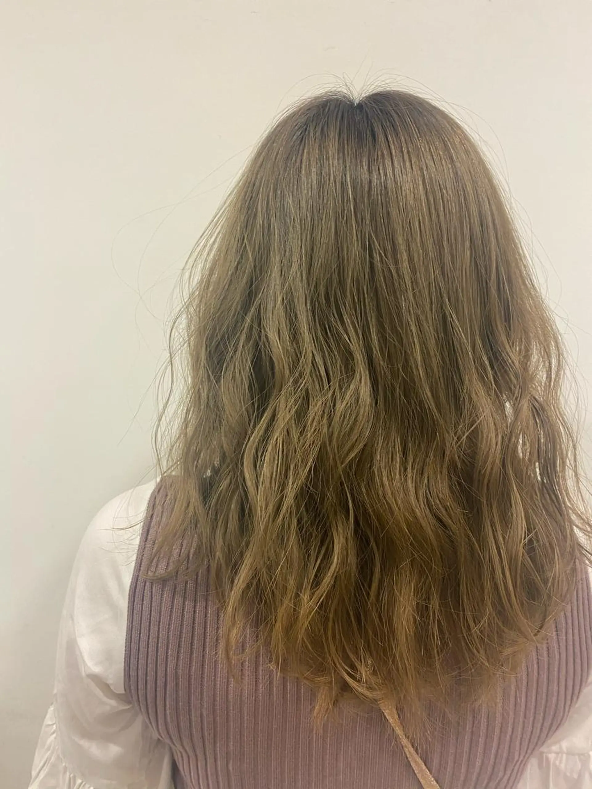 セミロング カラー aile TotalBeautySalon 生駒店所属・むらい ゆいのヘアスタイル