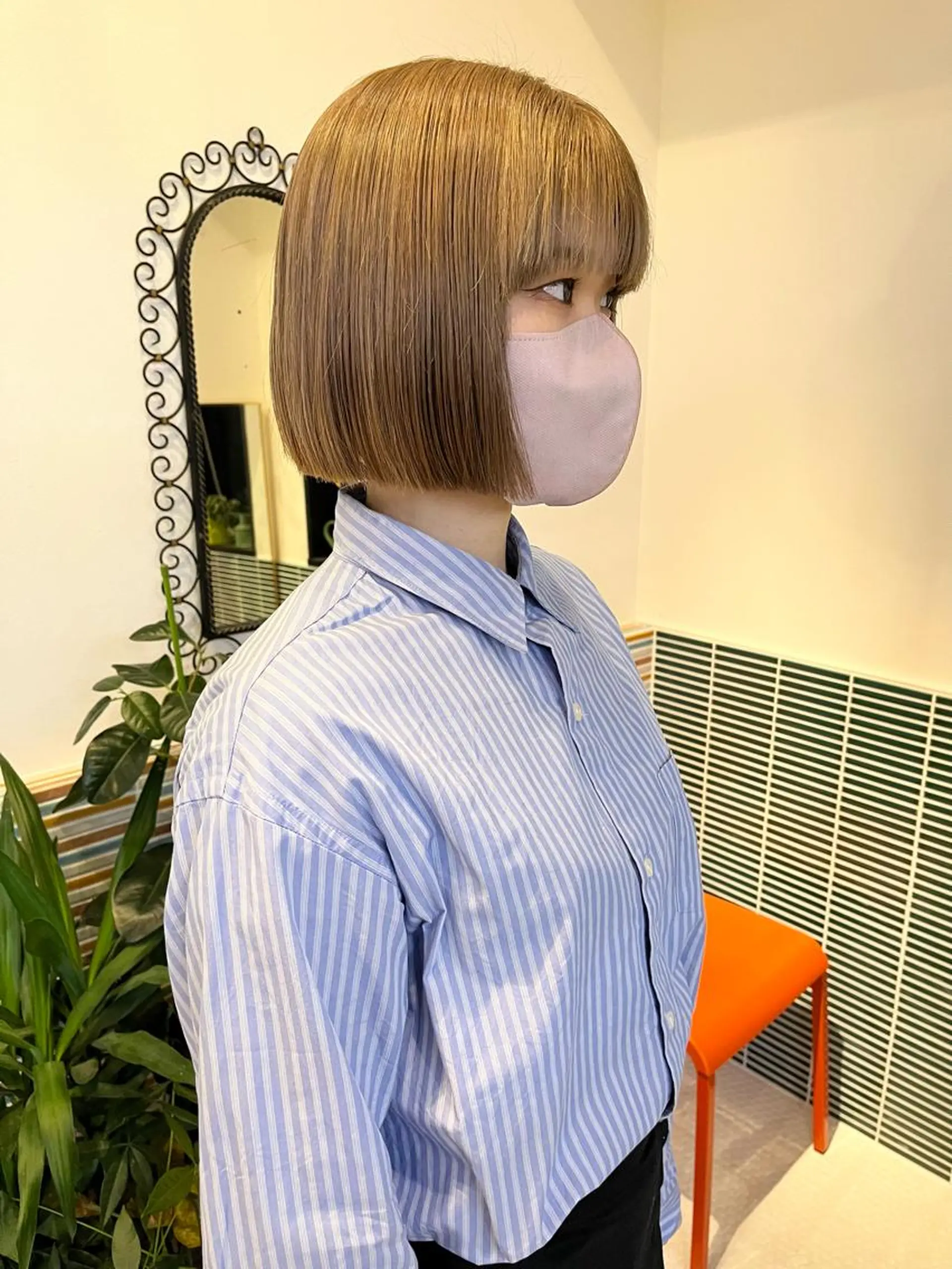 ミディアム カラー ベージュカラー ブリーチ ミルクティーベージュ ヘアカラー トリートメント 🩷ハイトーン透明感 レイヤー🩷ユリカのヘアスタイル