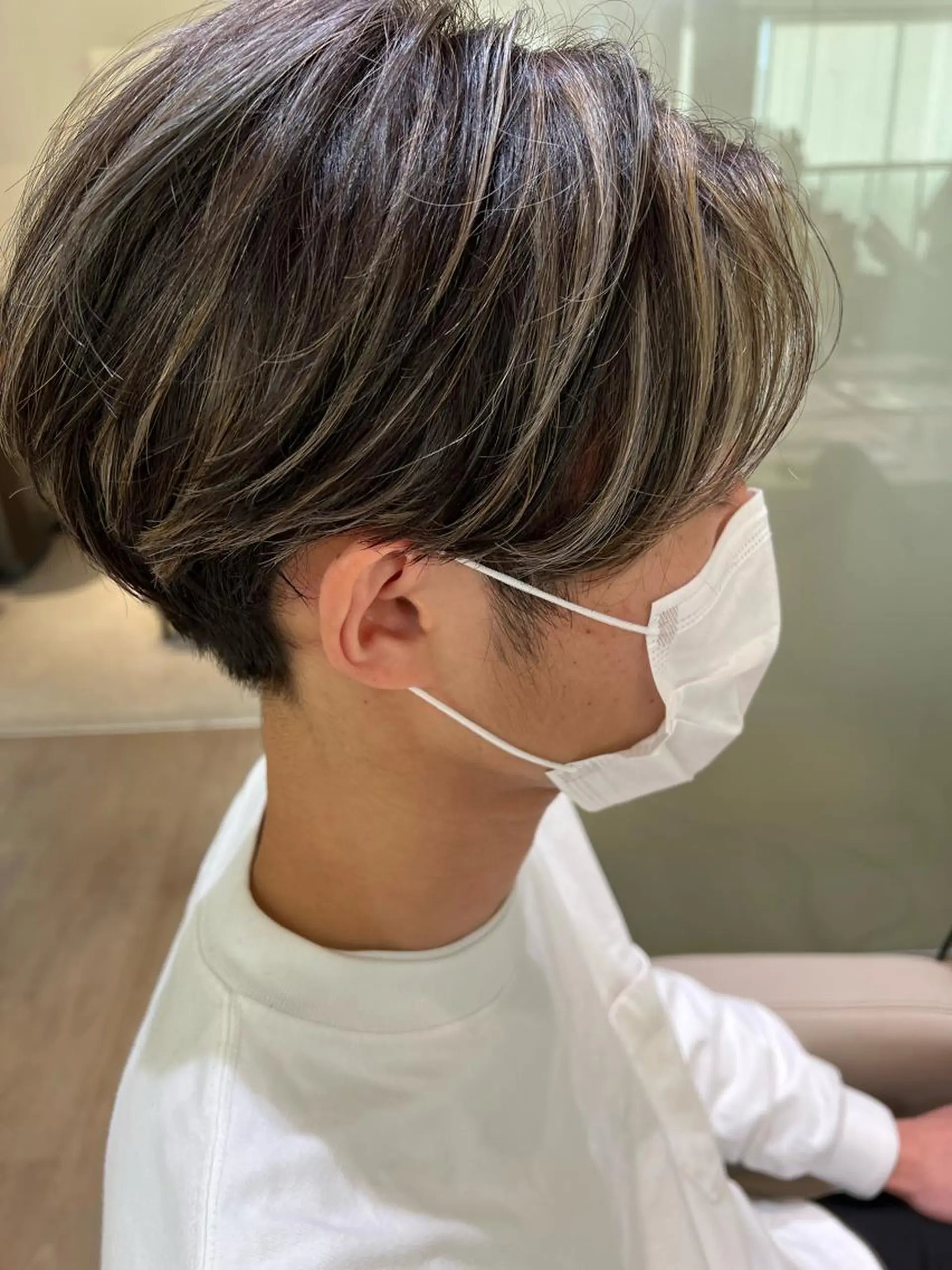 ショート カラー ハイライトカラー ハイライト 似合わせ.ﾍｱｾｯﾄ 得意🌹井上美沙のヘアスタイル