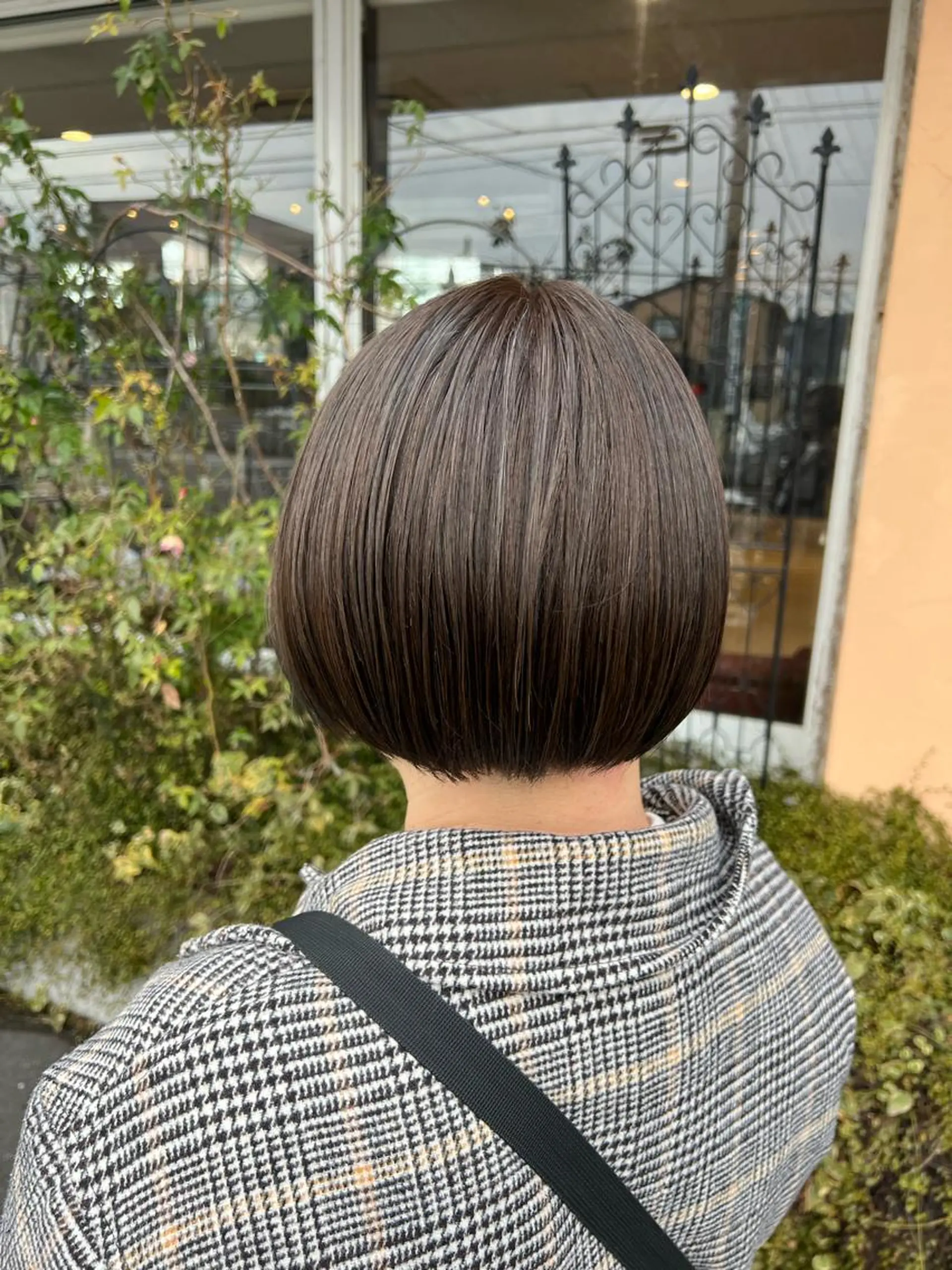 ミディアム ボブ 下條 真のヘアスタイル