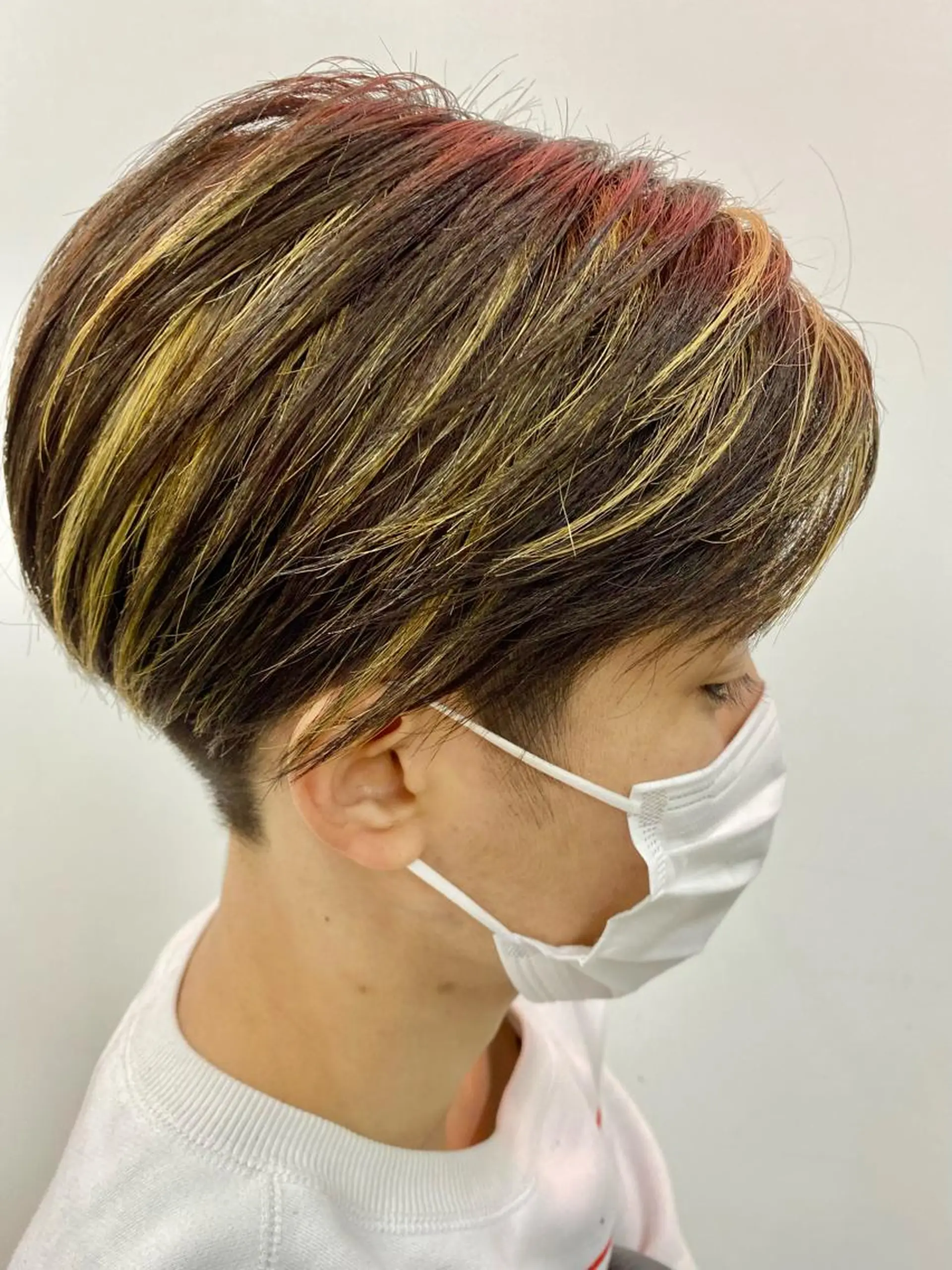 ミディアム カラー メンズ カット ヘアカラー 店舗移動します ご連絡くださいESAのヘアスタイル