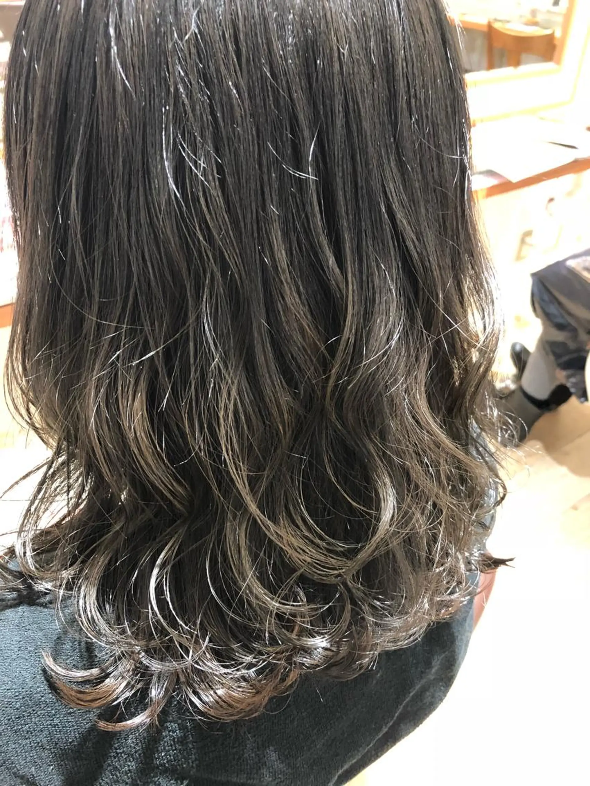 セミロング アッシュ パーソナルカラー骨格 顔タイプ　小幡のその他イメージ