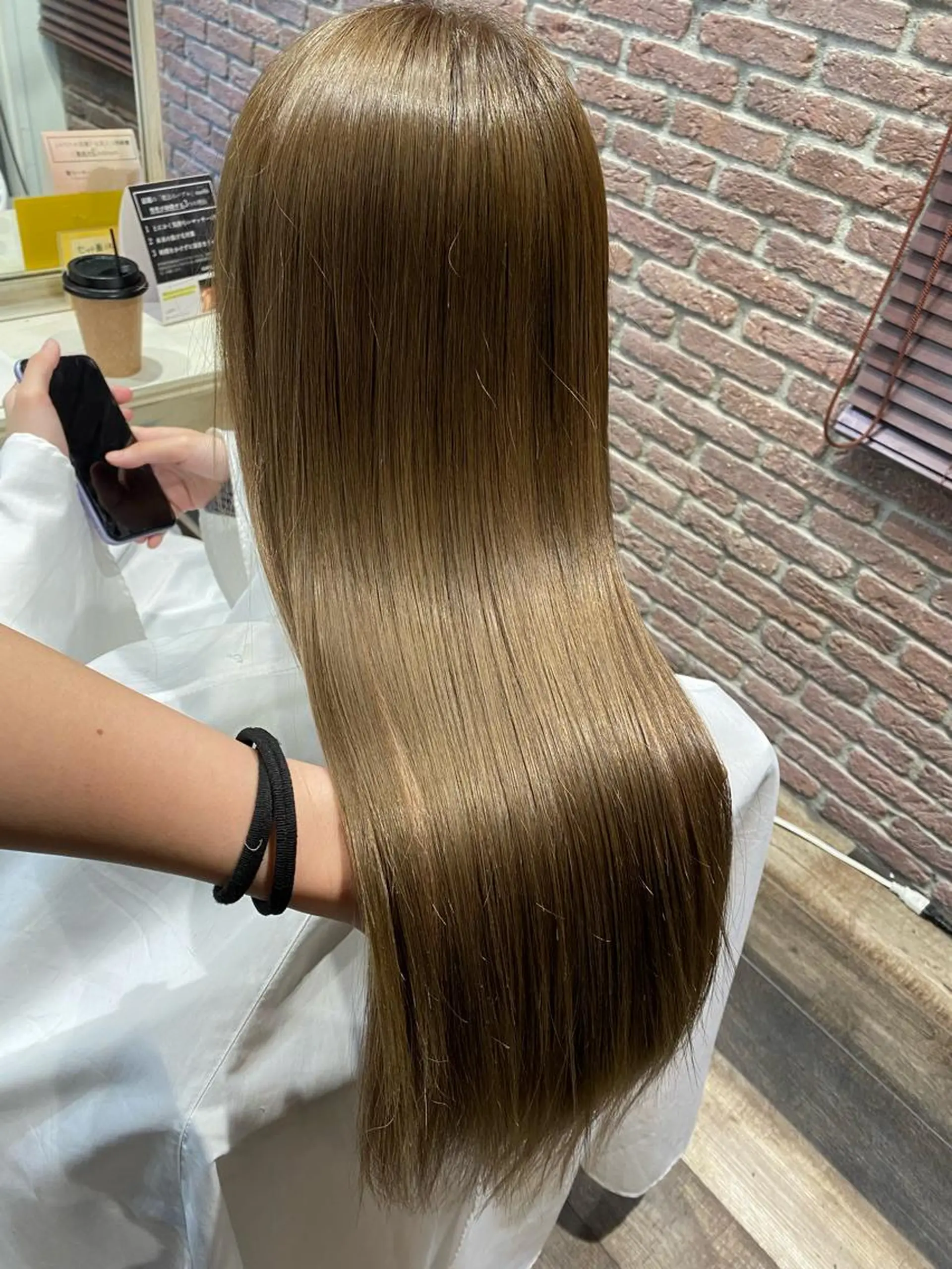 ロング Fi-Ne 八戸のヘアスタイル