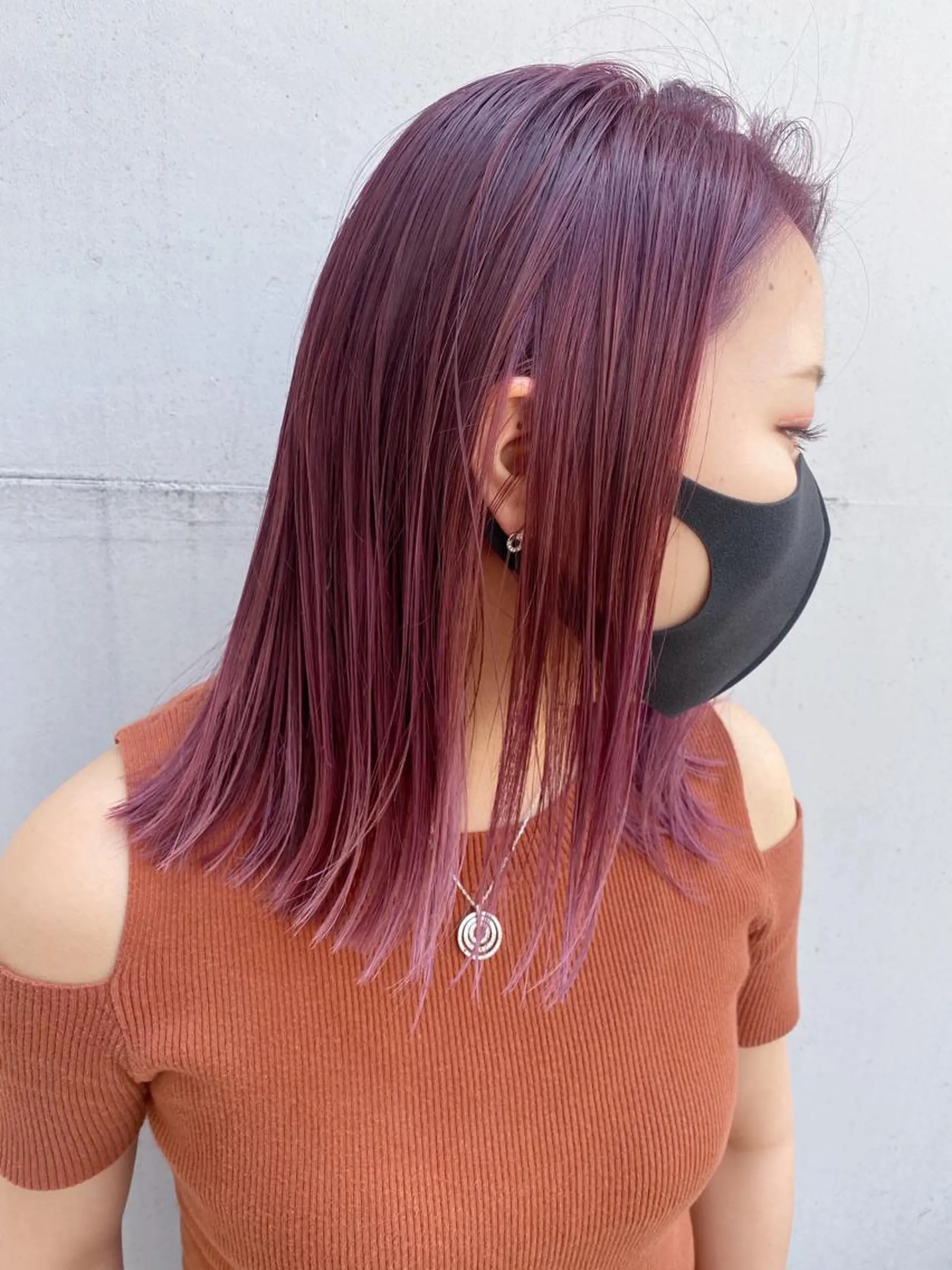 ミディアム カラー ヘアアレンジ カシス ハイライトカラー ハイトーンカラー イルミナカラー インナーカラー ヘアカラー トリートメント ヘアセット ✨ハイクオリティ✨ 山本香也のヘアスタイル