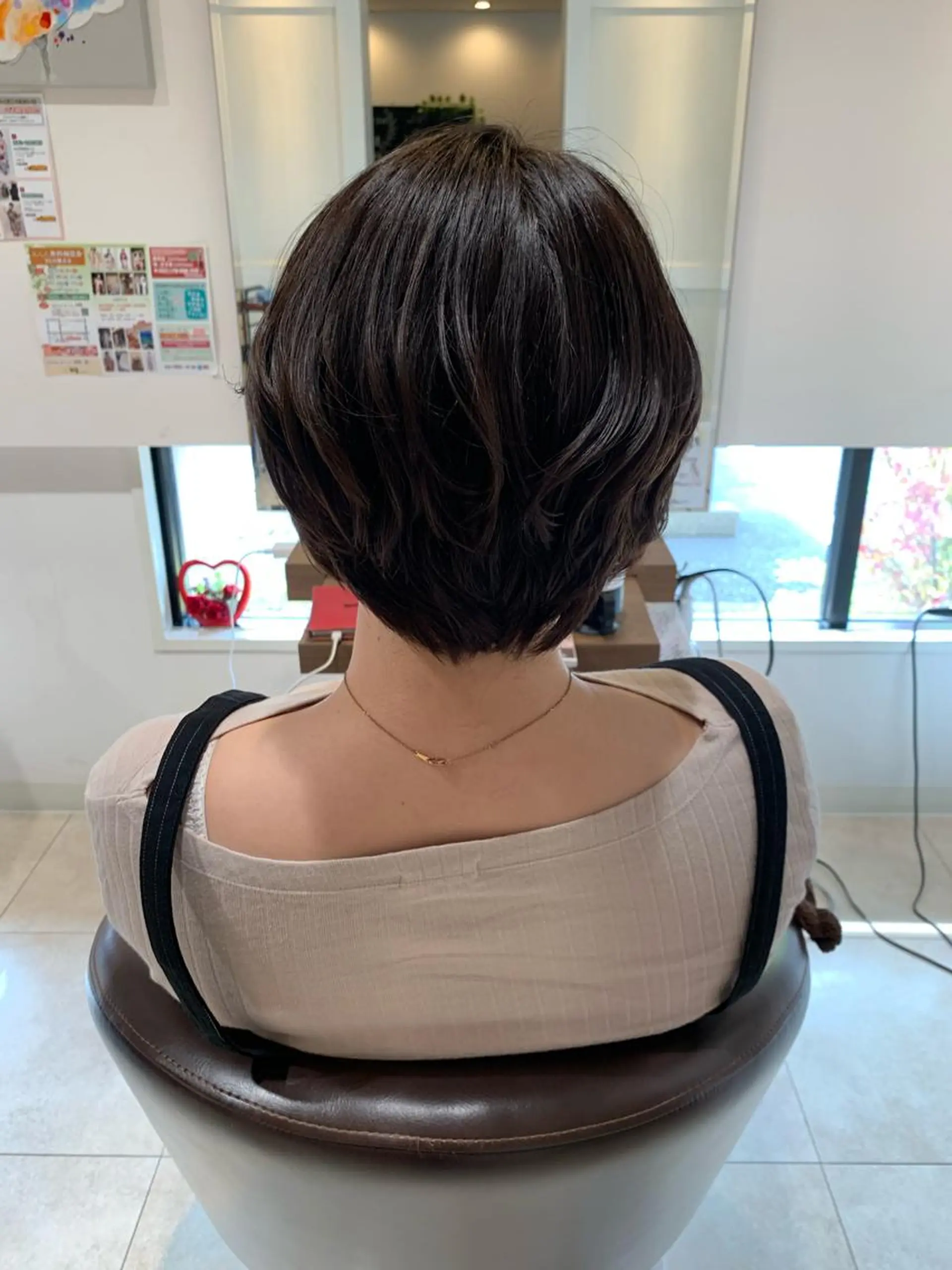 ショート ショートヘア カット ヘアカラー clocca所属・鵜飼 真伍のヘアスタイル
