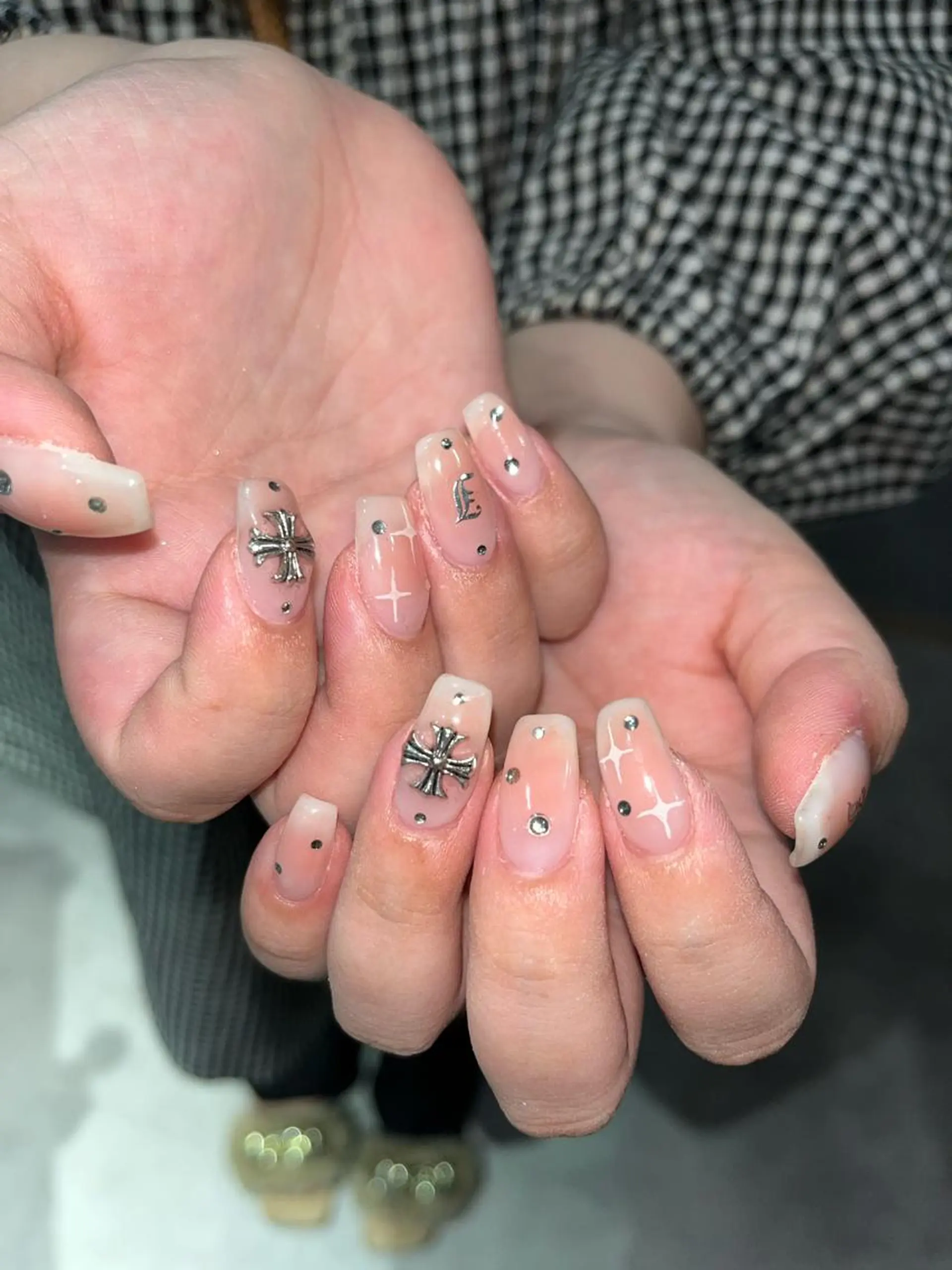 ネイル 🪐富島彩夏 /海外nail🪐のネイルデザイン