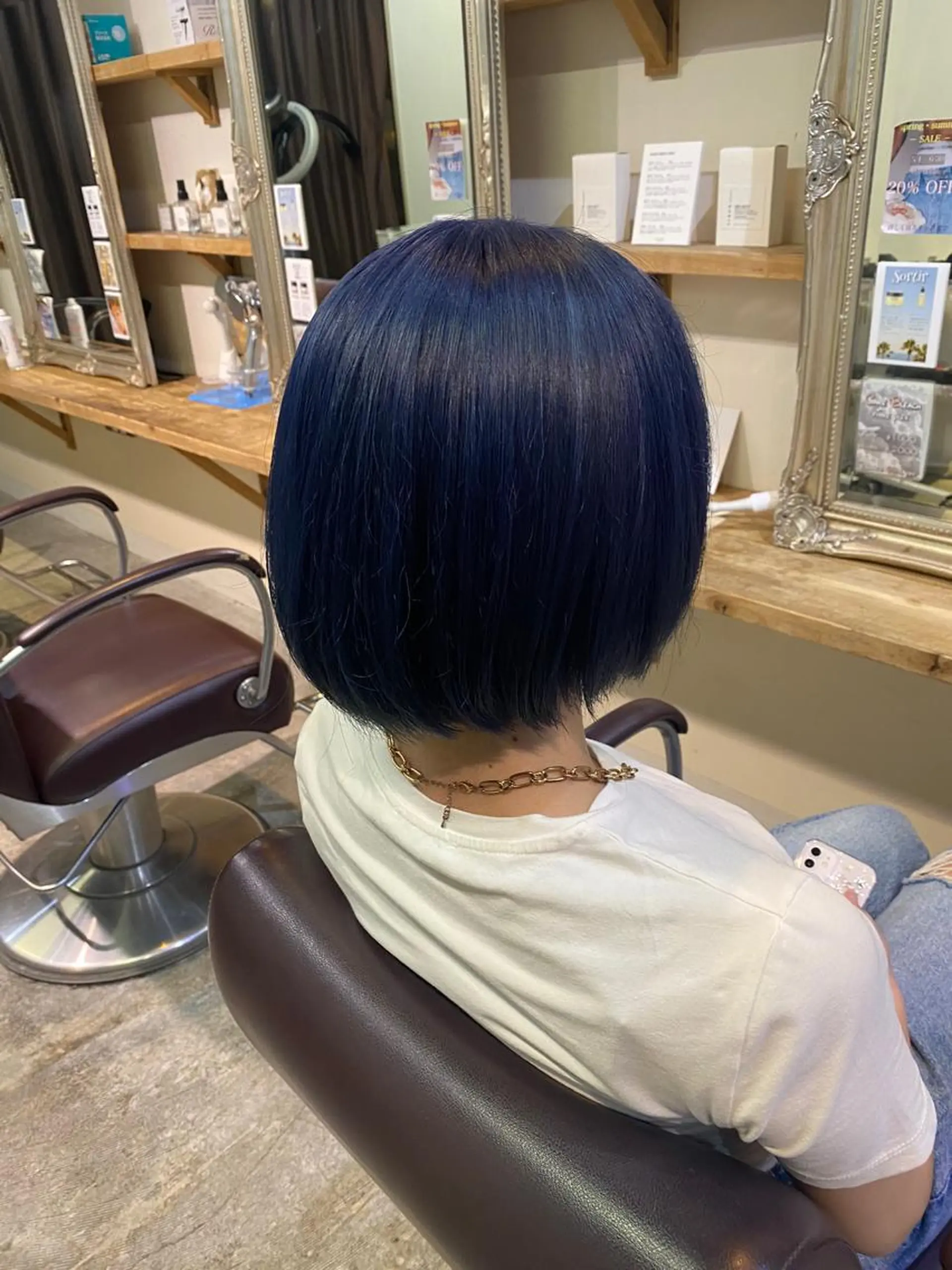 ショート カラー ブリーチ 髪質改善・デザイン 特化Shion🦊のヘアスタイル