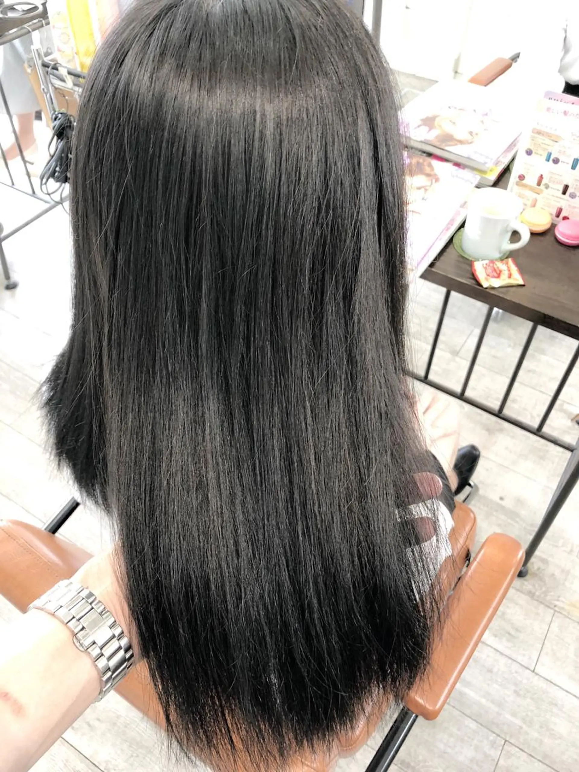 カラー アッシュ アッシュグレー 透明感カラー カット ヘアカラー トリートメント ヘッドスパ トップスタイリスト Yamato.hのヘアスタイル