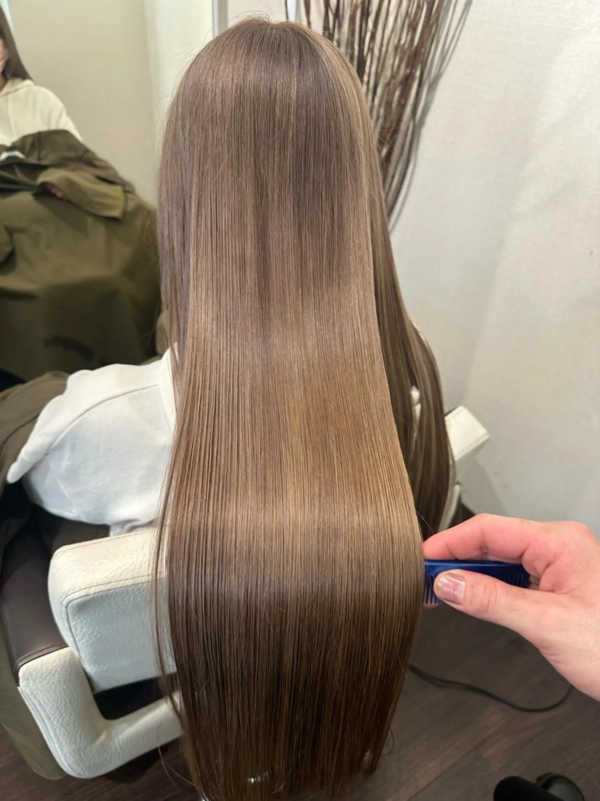 ロング カラー カット ヘアカラー トリートメント ヘッドスパ youres hair 東口店所属・🌸ULTOWA🌸 髪質改善/縮毛/店長のヘアスタイル