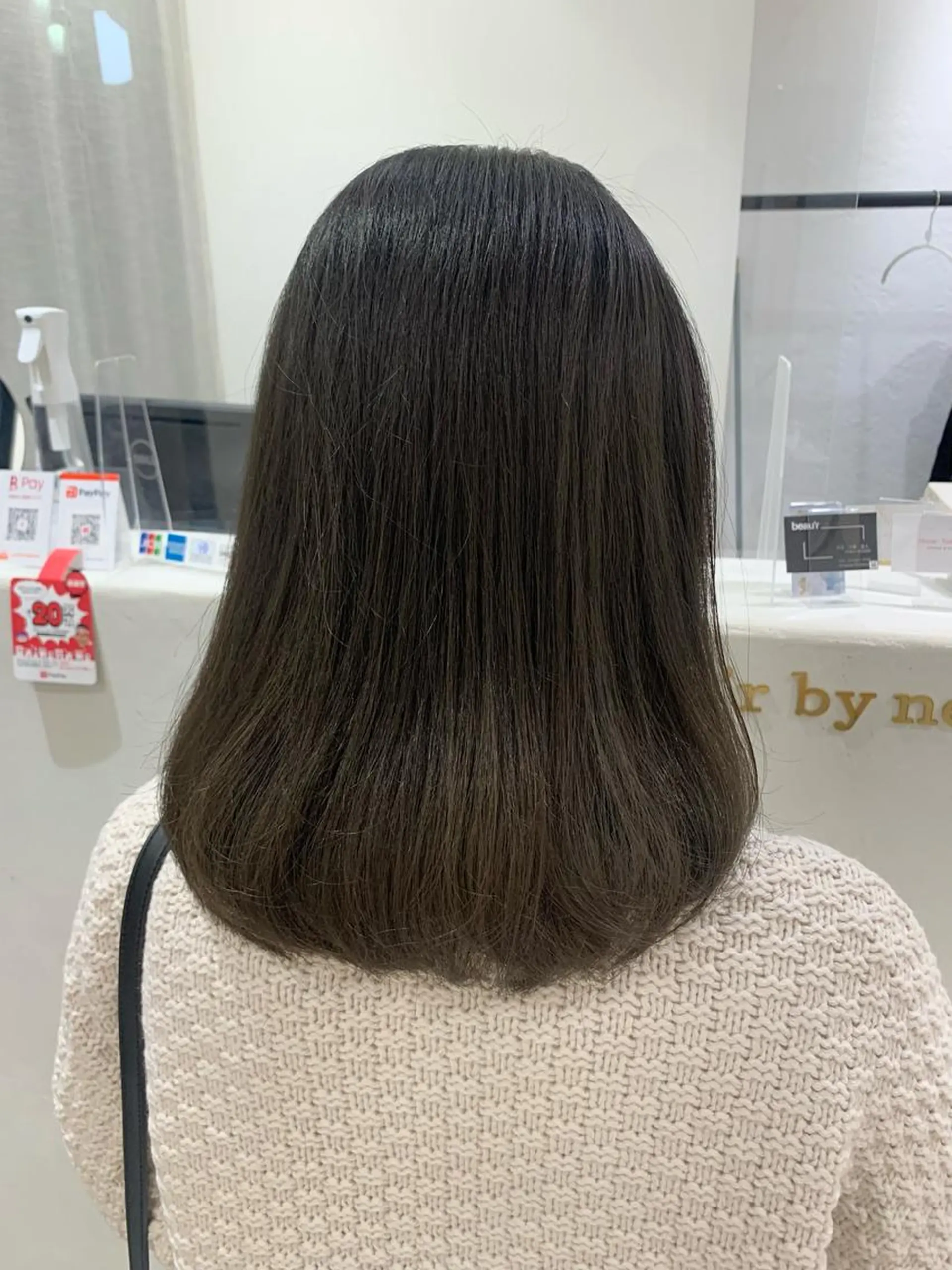 ミディアム カラー グレージュ カット ヘアカラー トリートメント ボブ/縮毛矯正 /佐藤　奈巳のヘアスタイル