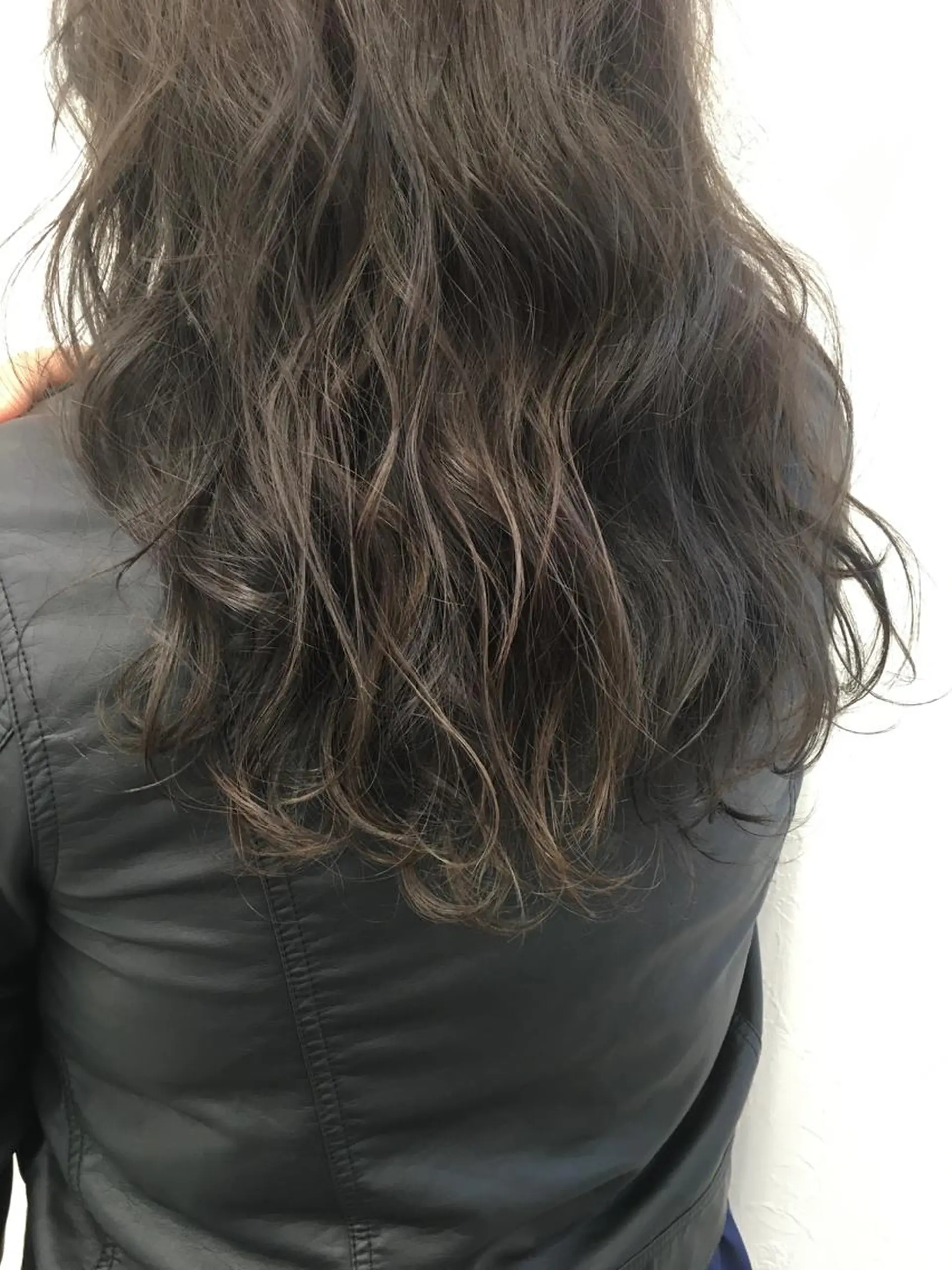 カラー ハイライトカラー ヘアカラー 2nd所属・🤍2nd🤍田所 美希のヘアスタイル