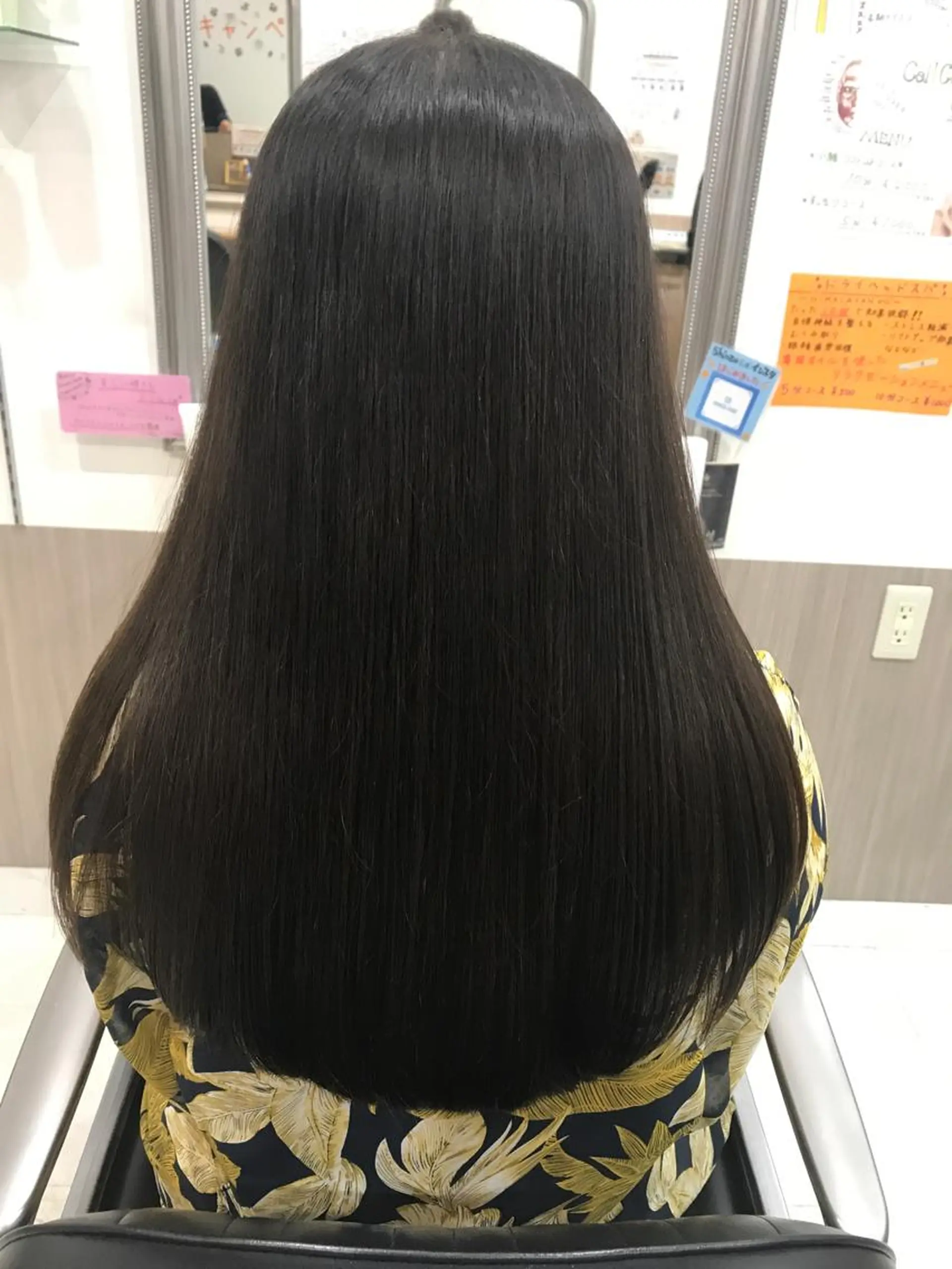 セミロング カット 縮毛矯正 トリートメント 髪質改善サロン 福田昌子のヘアスタイル