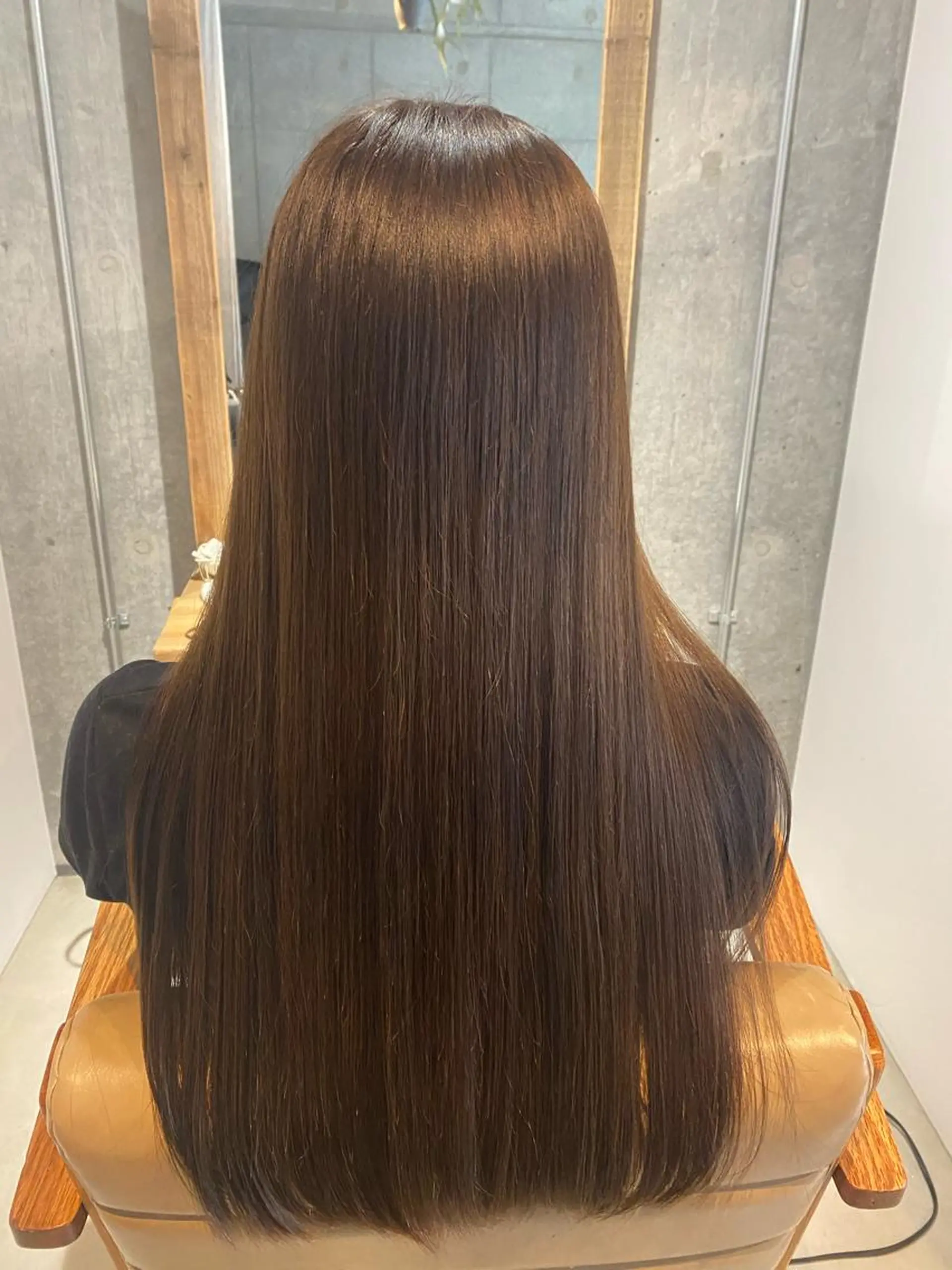 ロング トリートメント ヘアセット レイヤーカット ハイトーンウエダのヘアスタイル