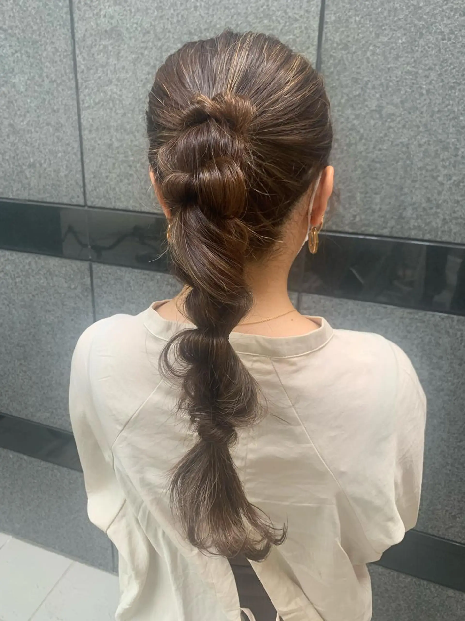 セミロング ヘアアレンジ 飯塚 沙衣のヘアスタイル