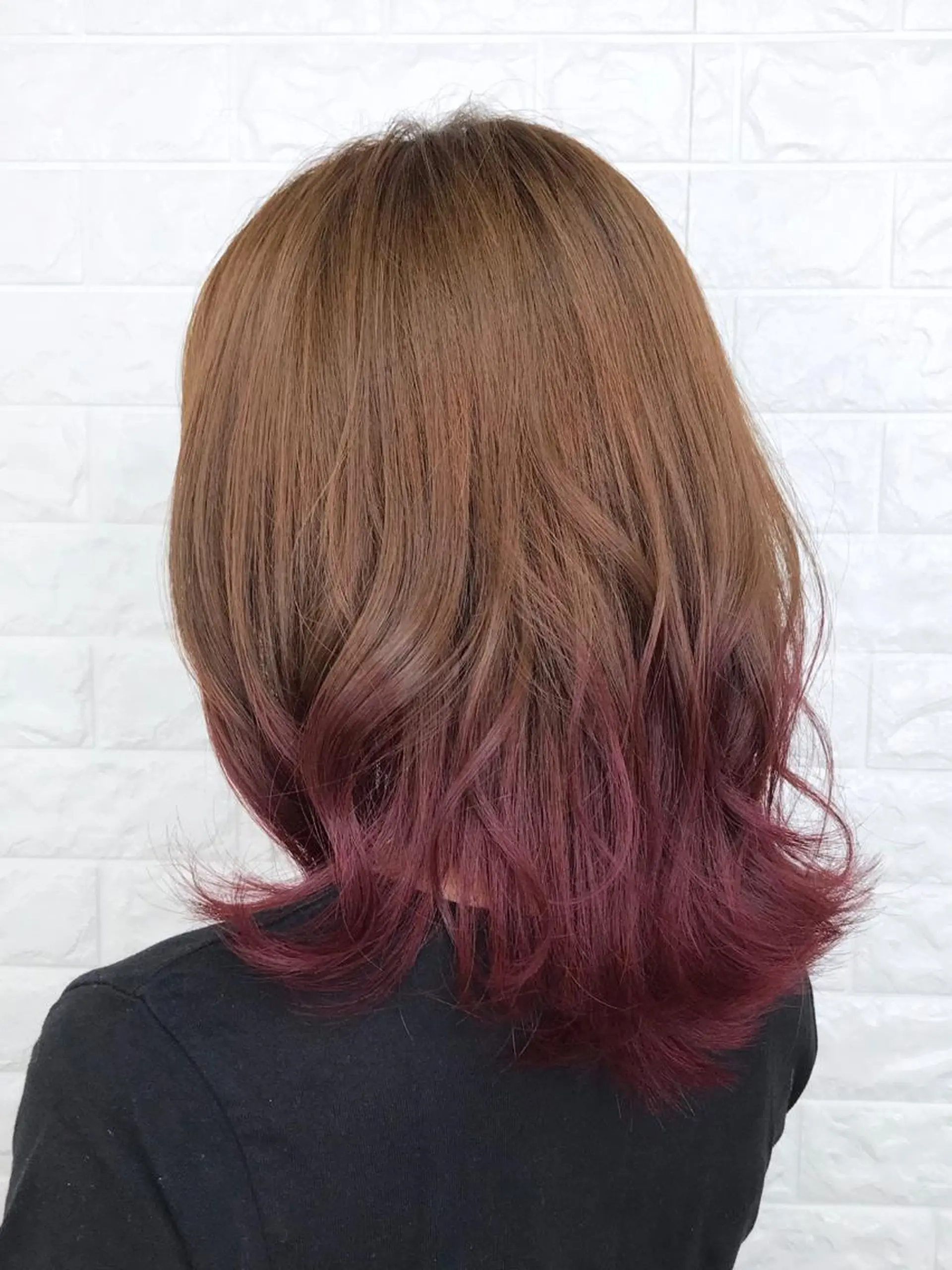 セミロング カラー ベージュカラー デザインカラー イルミナカラー レッドカラー エイジングケア特化 美容師✂️山崎竜二のヘアスタイル