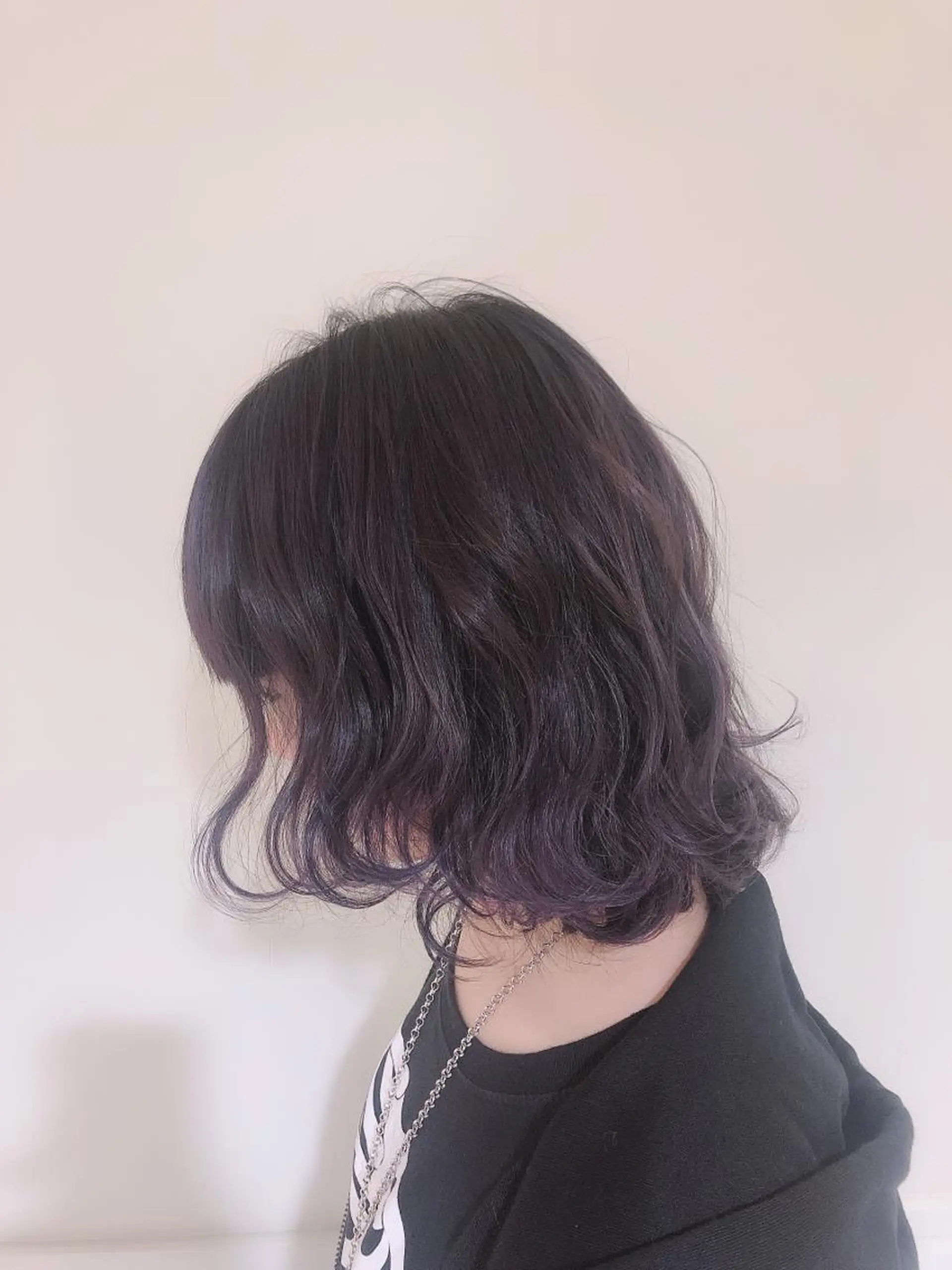 ミディアム カラー パープルカラー ヘアカラー 湯田実津希🤎 ﾐﾙｸﾃｨ専門のヘアスタイル