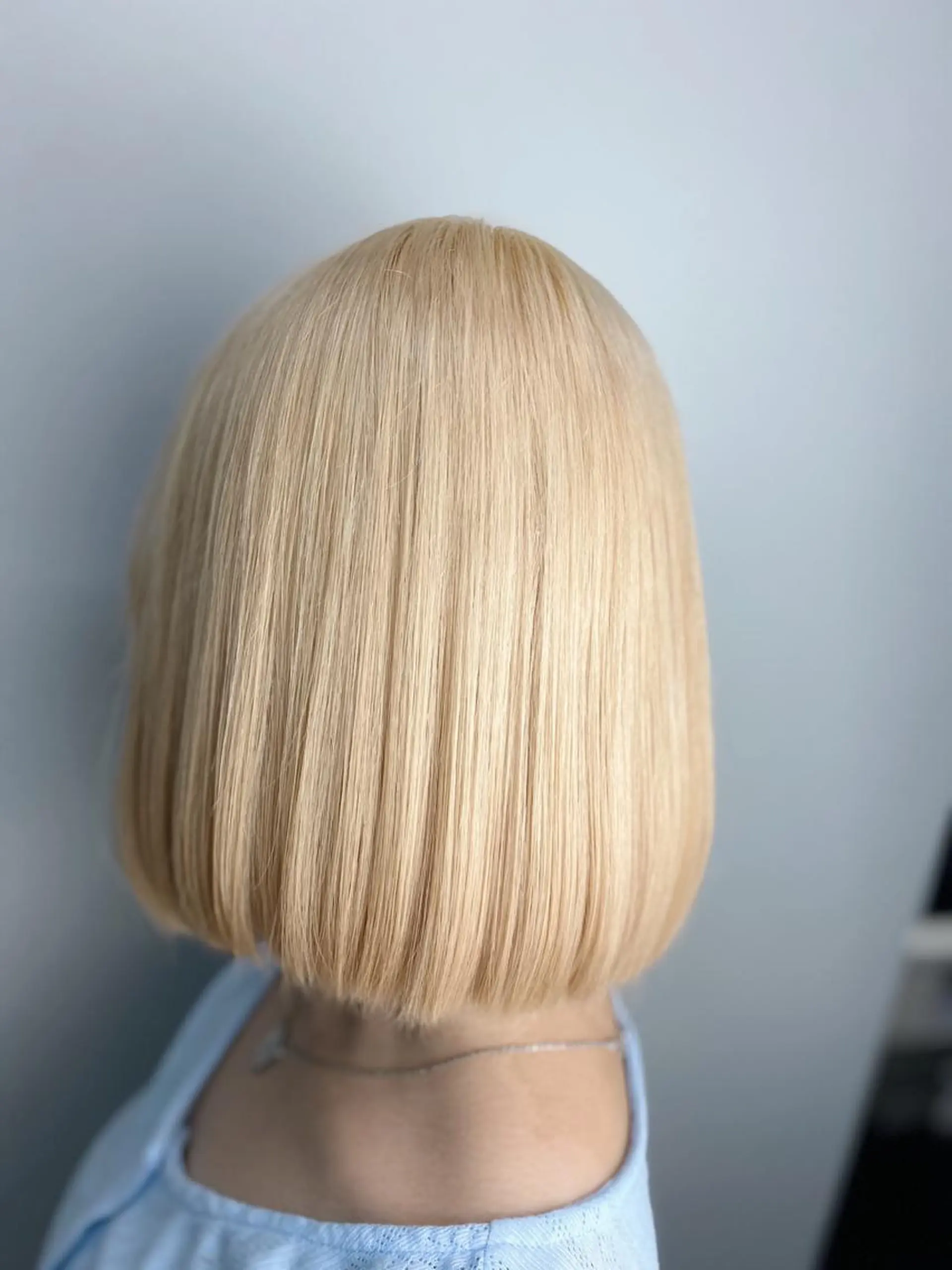 ミディアム カラー メンズ ブリーチ特化型✂️ ハイトーンカラー👨のヘアスタイル