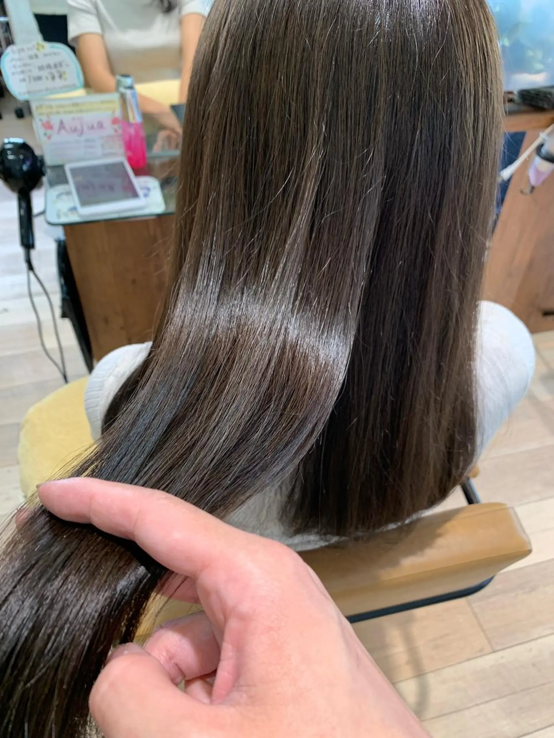 ロング 宮下 敦のヘアスタイル