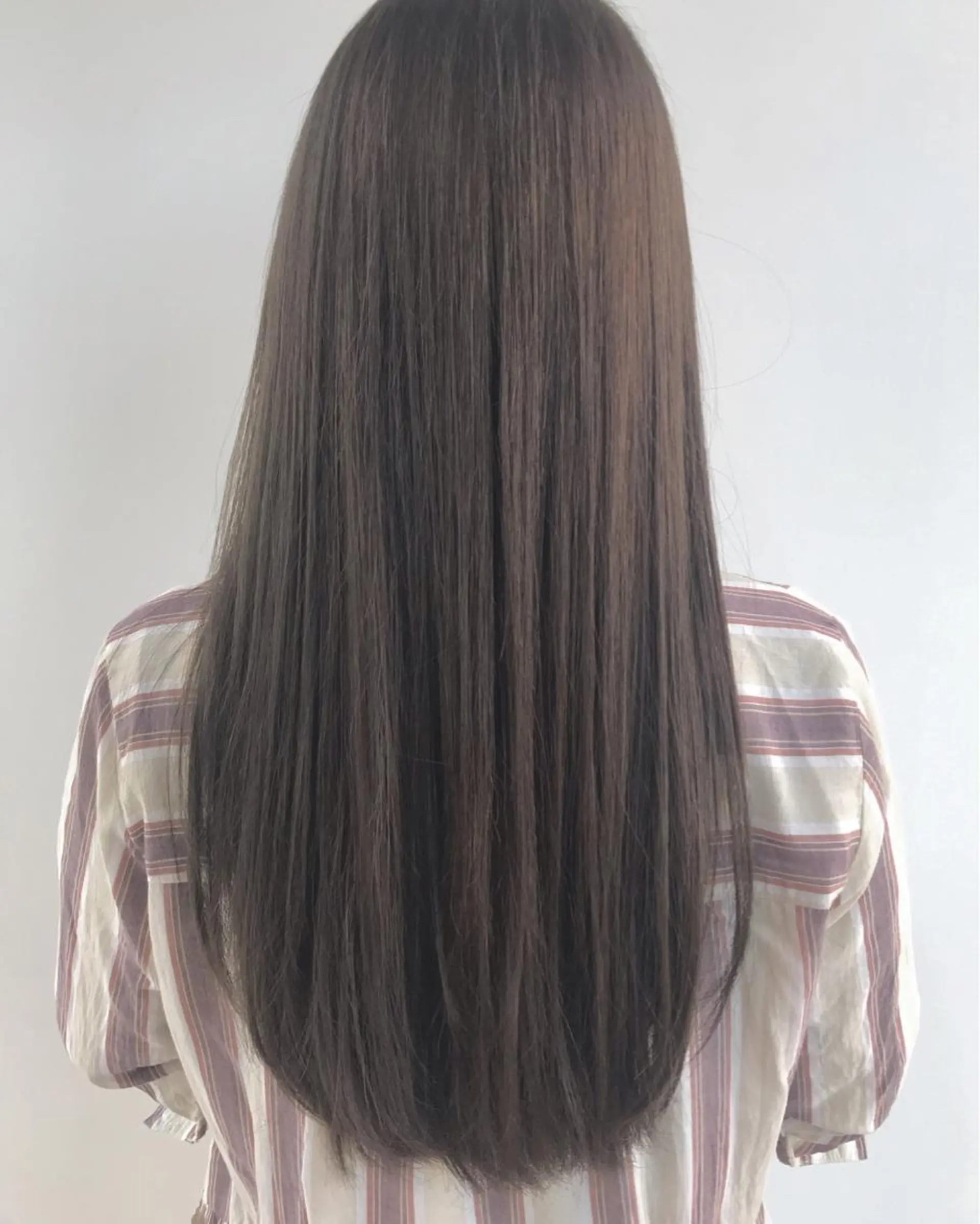 ロング カラー ブリーチ 透明感カラー ブリーチなしカラー 神奈川大学最寄り白楽 三本松巧のヘアスタイル