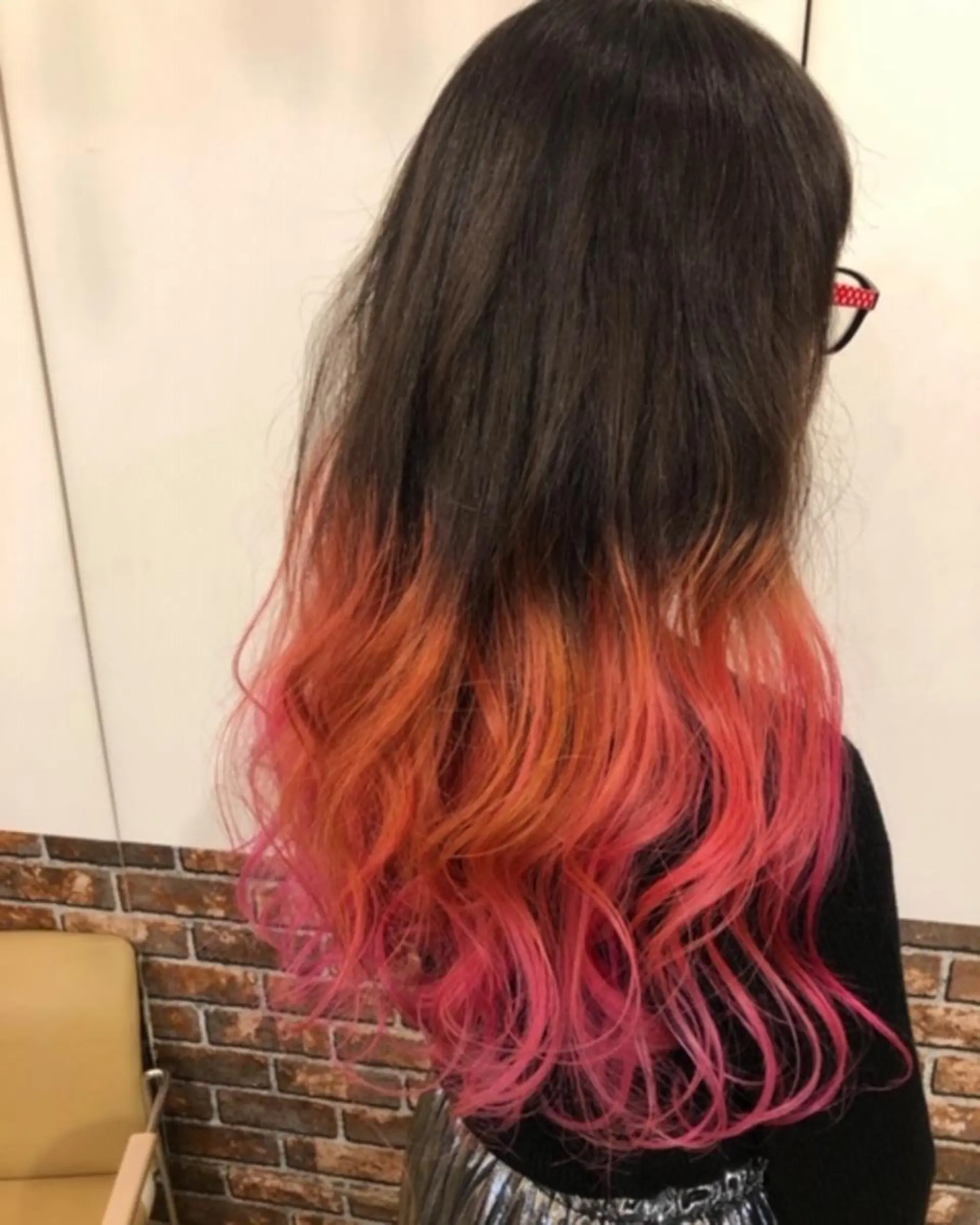 ロング カラー ブリーチ ケアブリーチ グラデーションカラー ピンクカラー 🟦西荻窪ハイトーン 艶髪Yu-Ji🟦のヘアスタイル