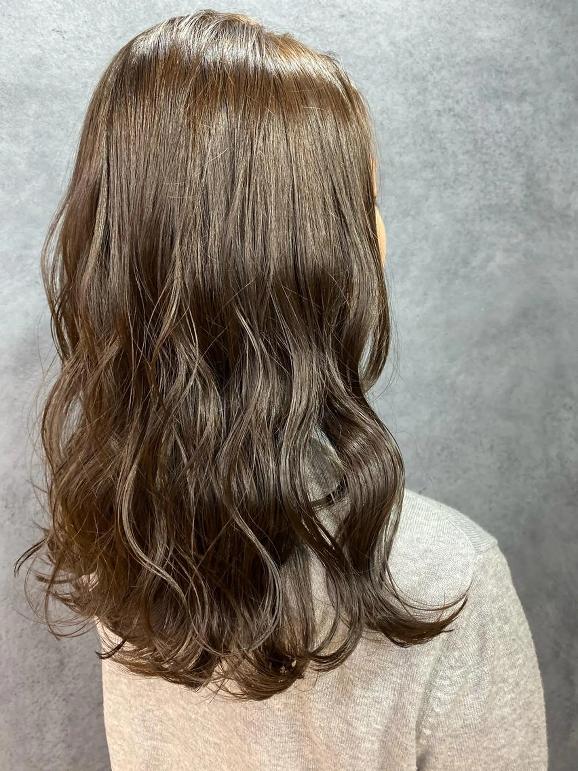 セミロング カラー ヘアアレンジ メンズ キッズ ネイル マツエク・マツパ GO TODAY SHAiRE SALON所属・透明感カラー🤎 ゆりのヘアスタイル