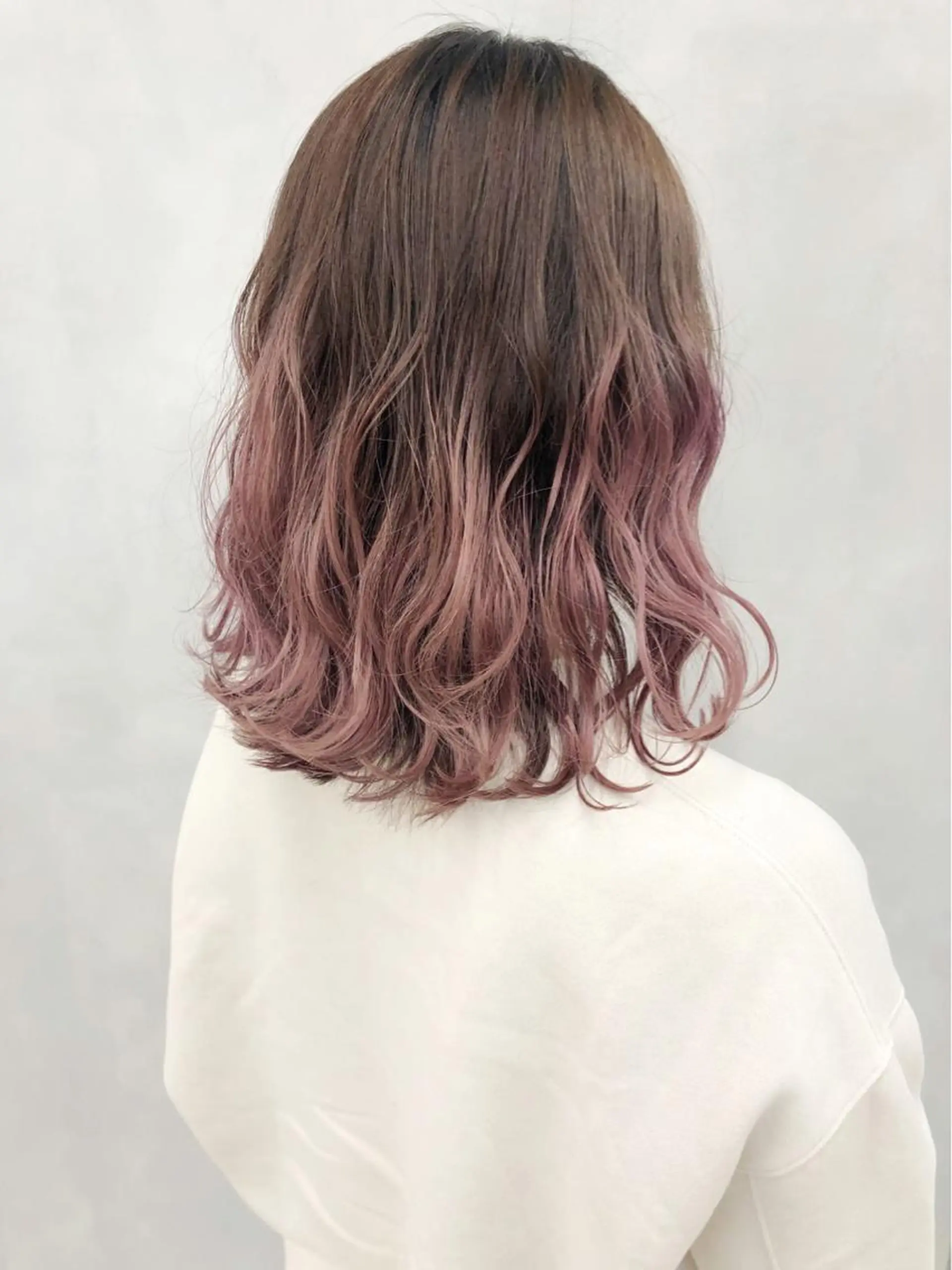 ミディアム EIGHT 船橋のヘアスタイル