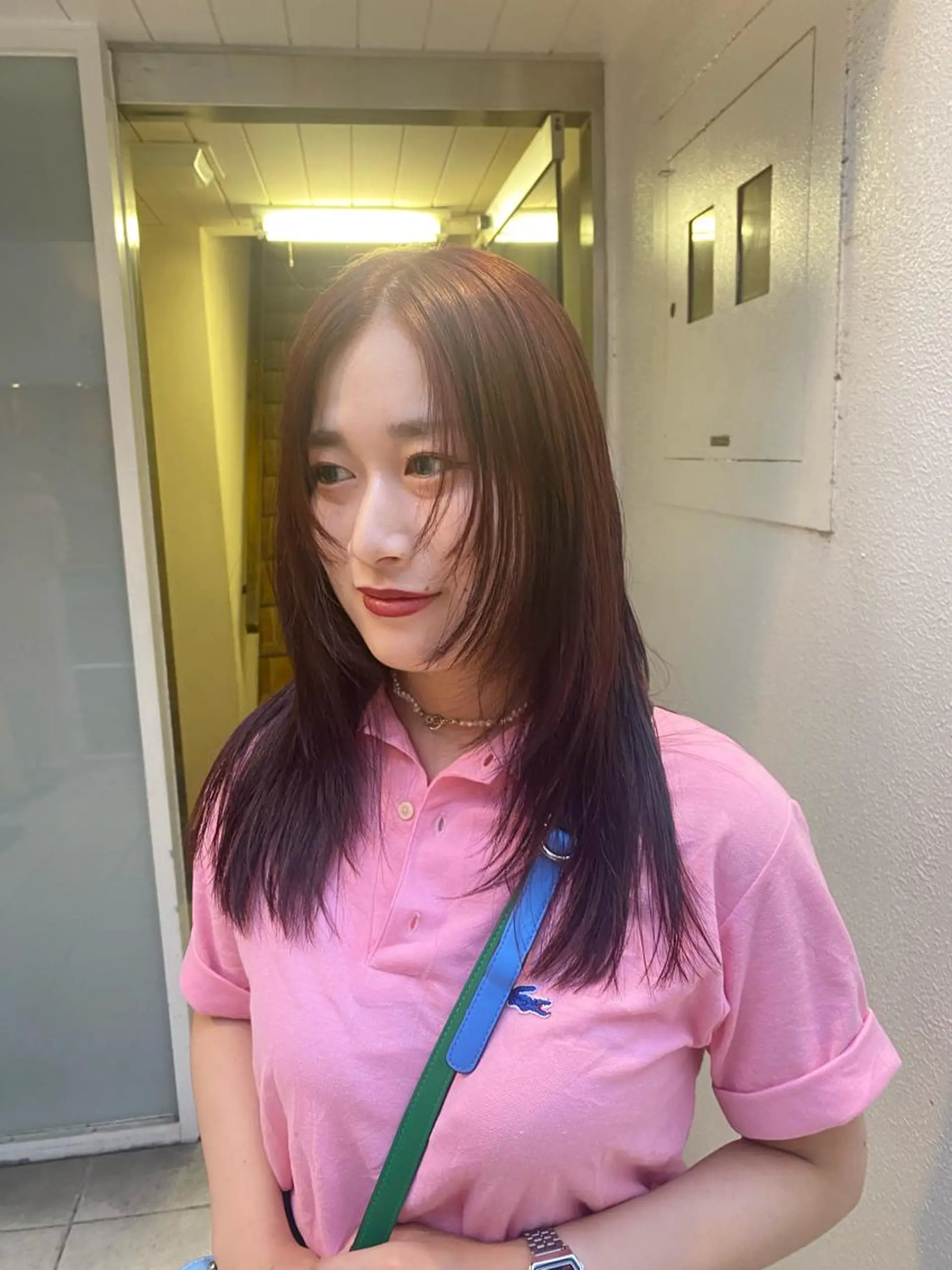 ミディアム カラー ヘアカラー ヒガシ サヨのヘアスタイル