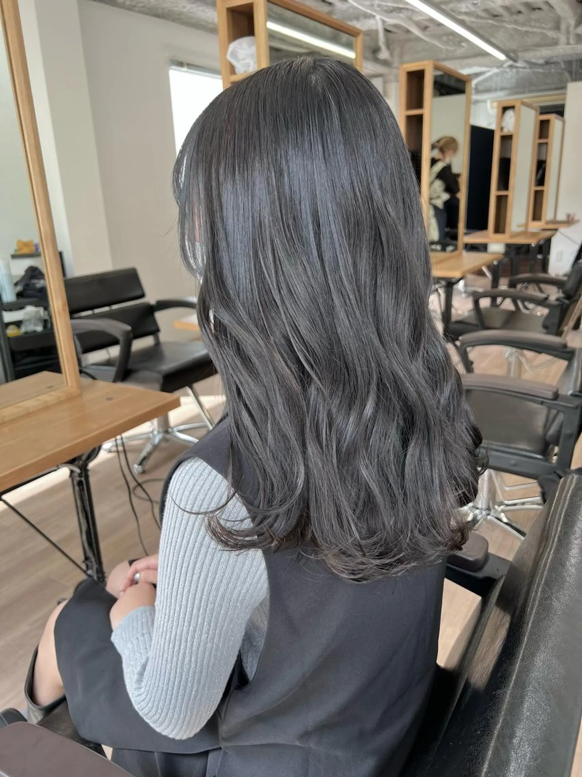 ミディアム カラー パーマ ヘアアレンジ メンズ キッズ ネイル マツエク・マツパ アイブロウ ミディアムレイヤー メンズブリーチ メンズハイライト メンズインナーカラー メンズ韓国風 nico TOKYO 渋谷所属・ハイトーンブリーチ 特化🌈フジタハルキのヘアスタイル