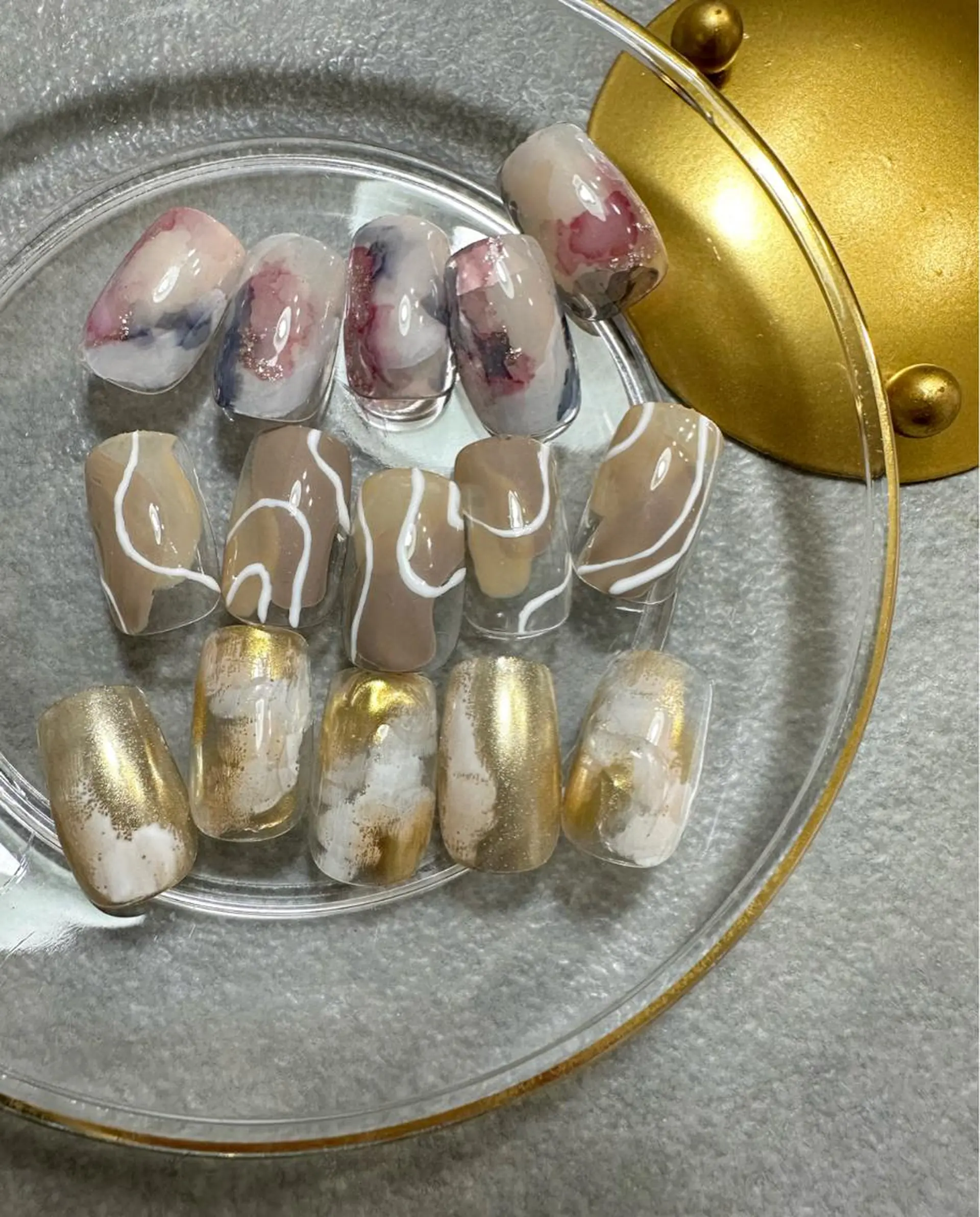 ネイル ハンドネイル フットネイル kiii.__ ✴︎*のネイルデザイン