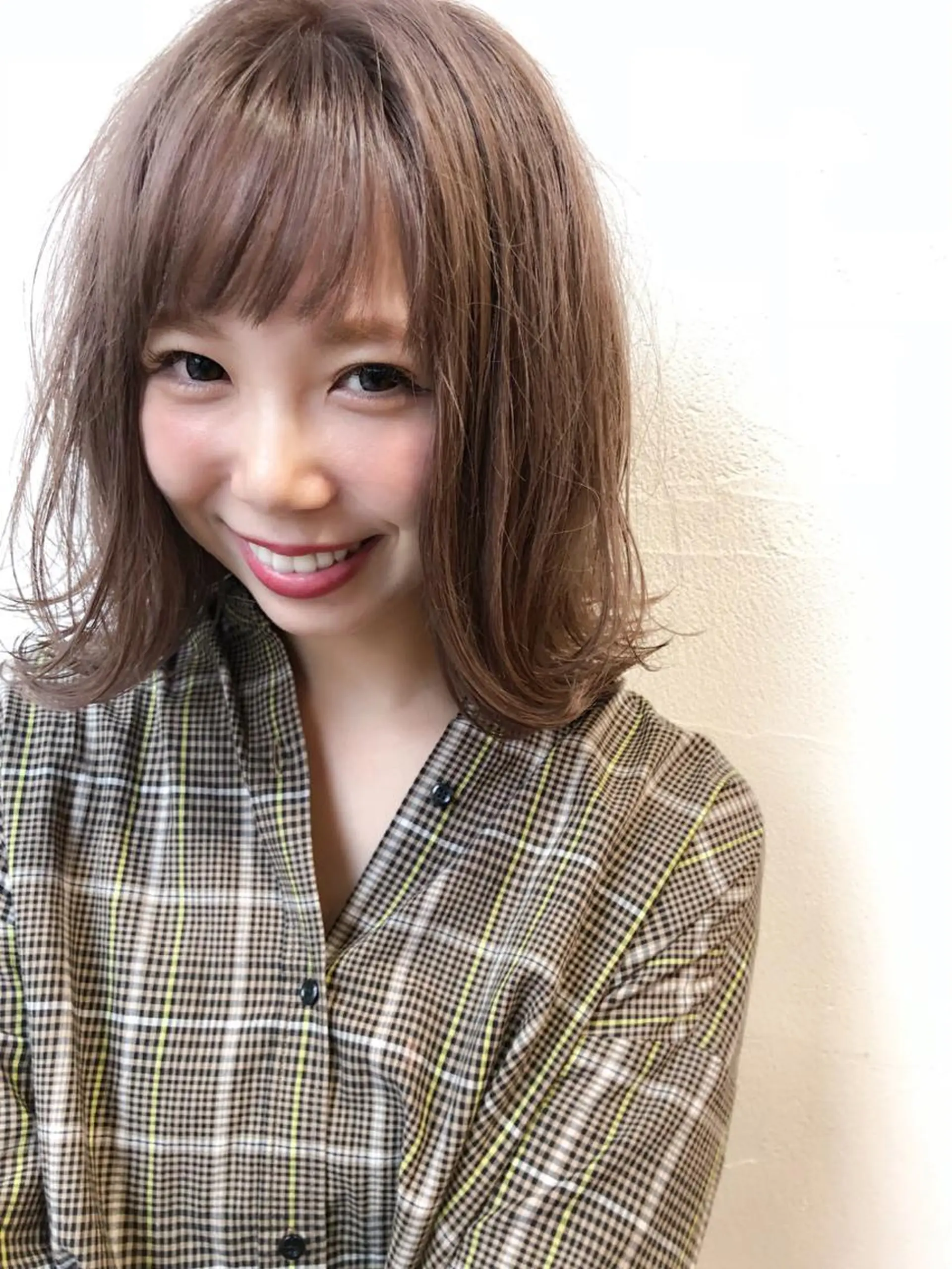 ミディアム カラー ボブ 外ハネヘア カット特化柏駅 徒歩3分LOUのヘアスタイル