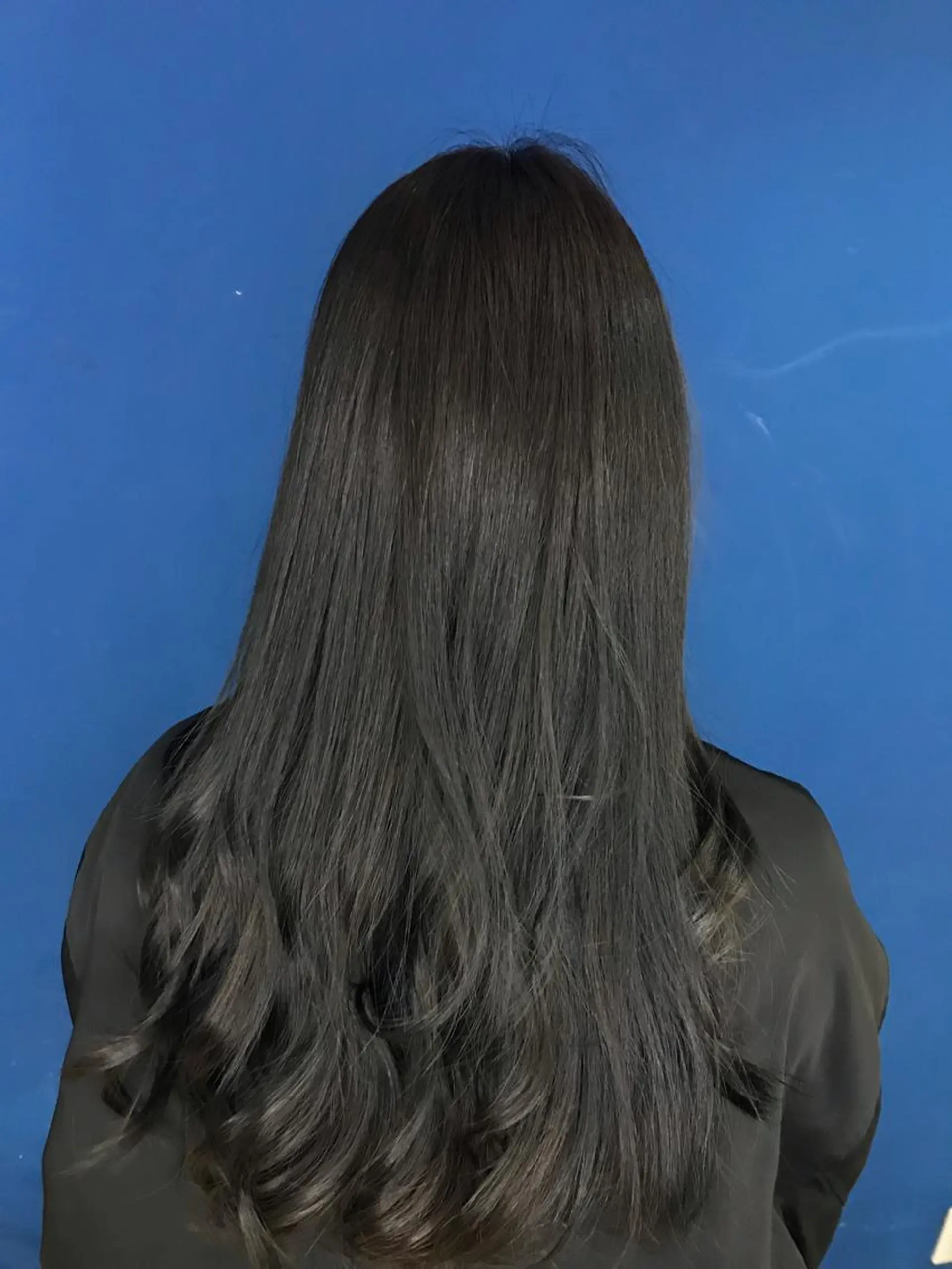 カラー shi hoのヘアスタイル