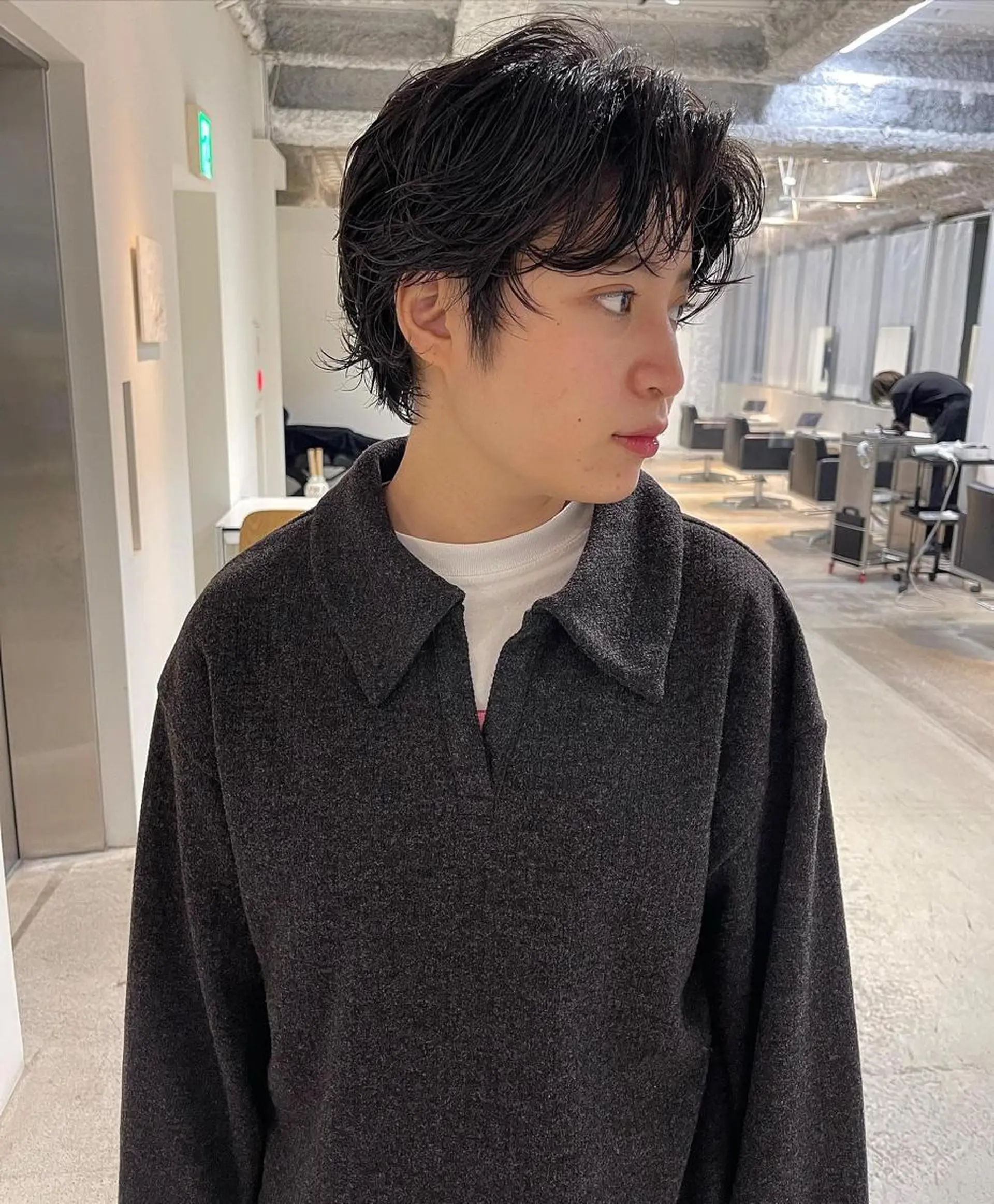 ショート パーマ oma　袮次金 鈴香のヘアスタイル