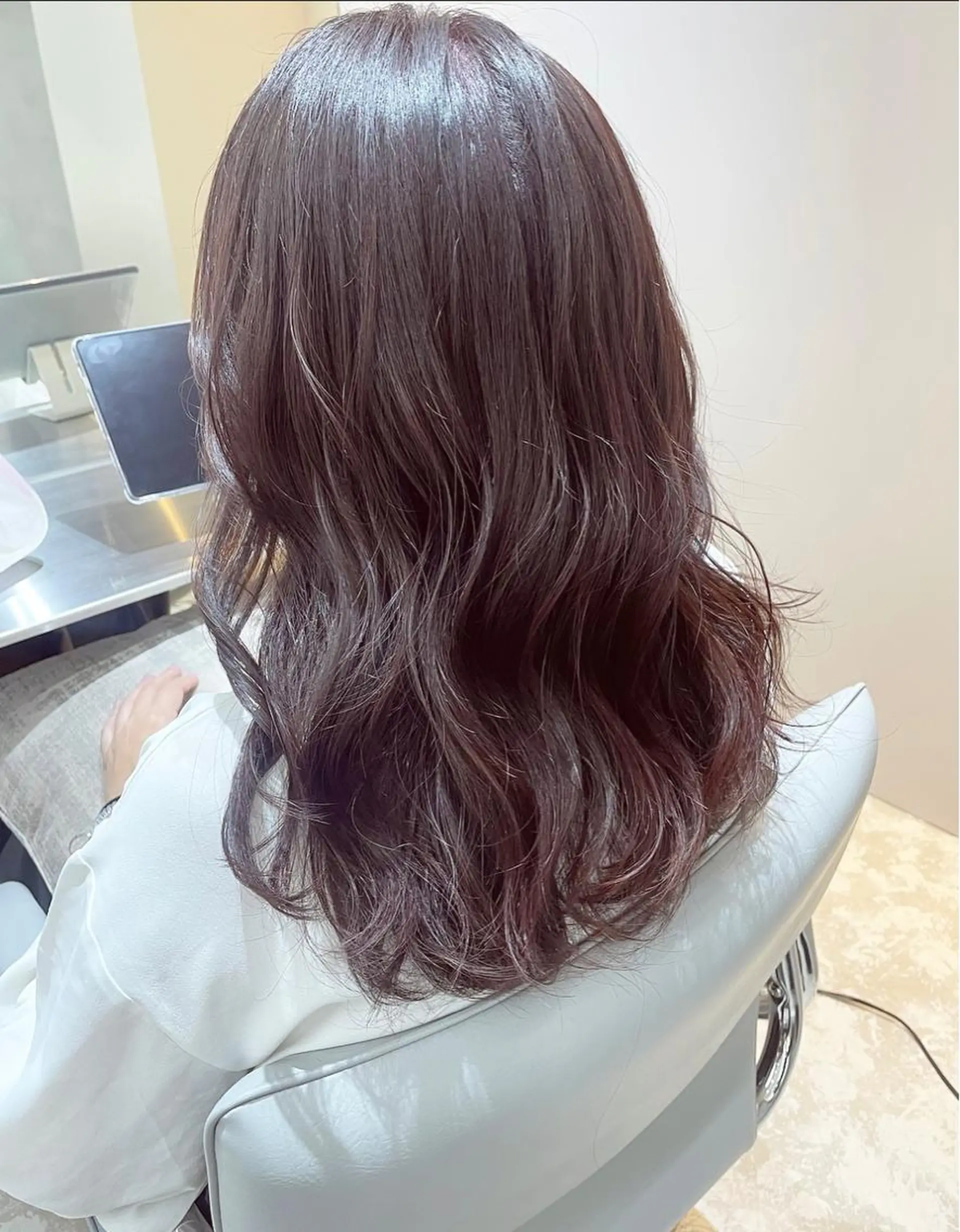 ミディアム ピンクブラウン カット ヘアカラー Ess所属・YUKI / レイヤーカット🤍のヘアスタイル