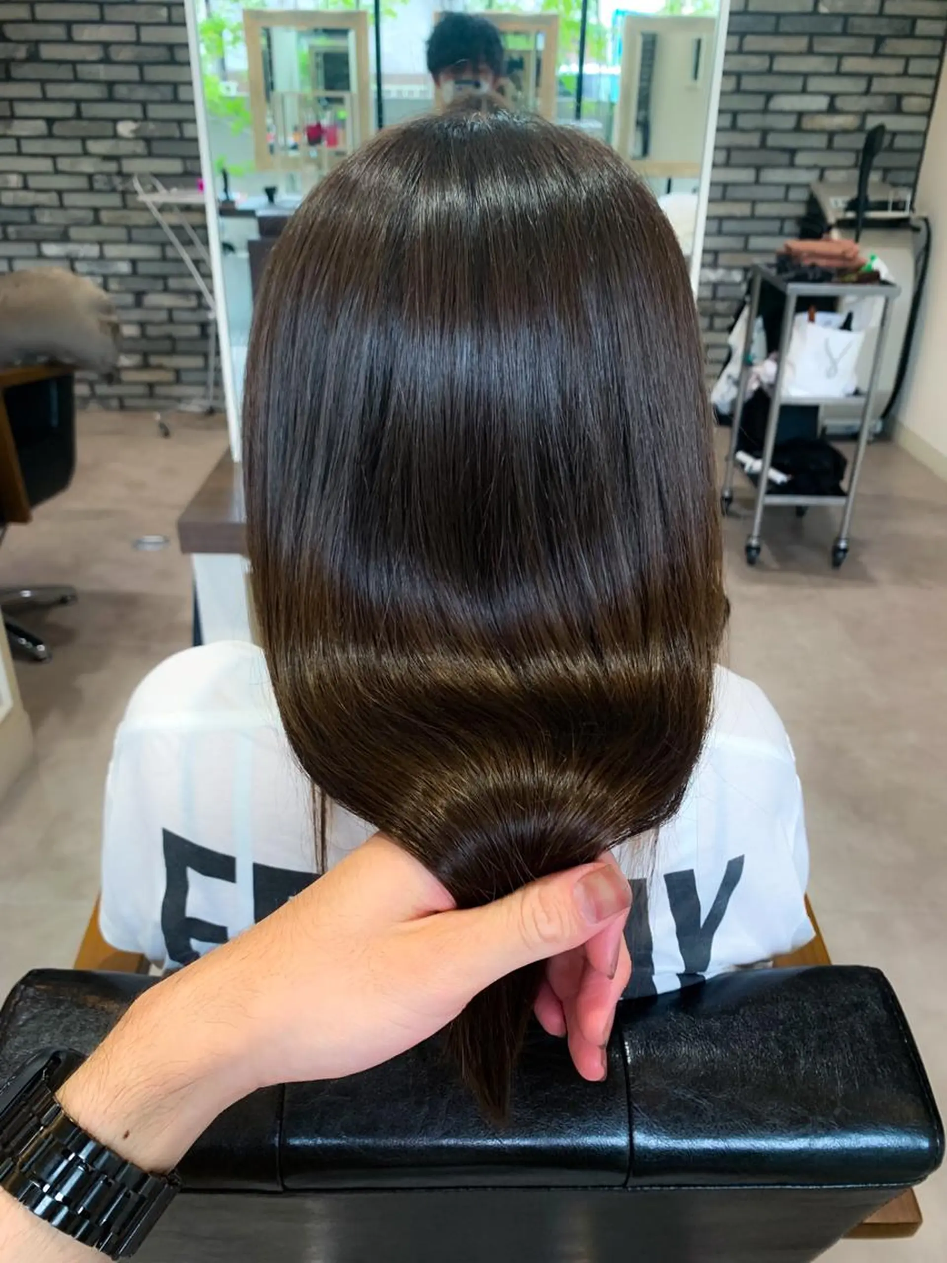 ロング カラー カット ヘアカラー トリートメント Uni.所属・地毛風ストレート/ 髪質改善/榎本流行のヘアスタイル