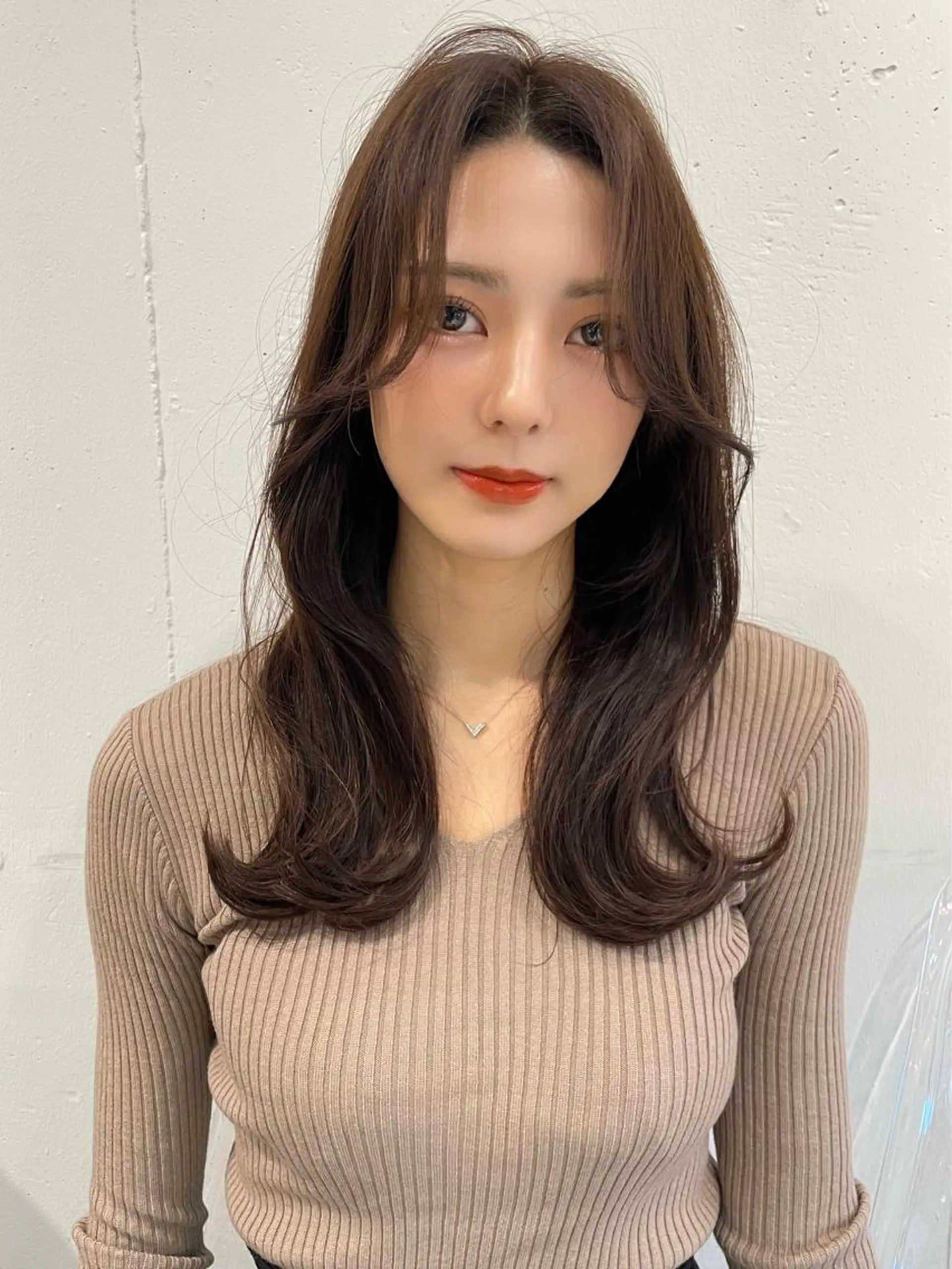 セミロング カラー 韓国ヘア🤍顔周り/ 髪質改善✨/林遼一郎のヘアスタイル