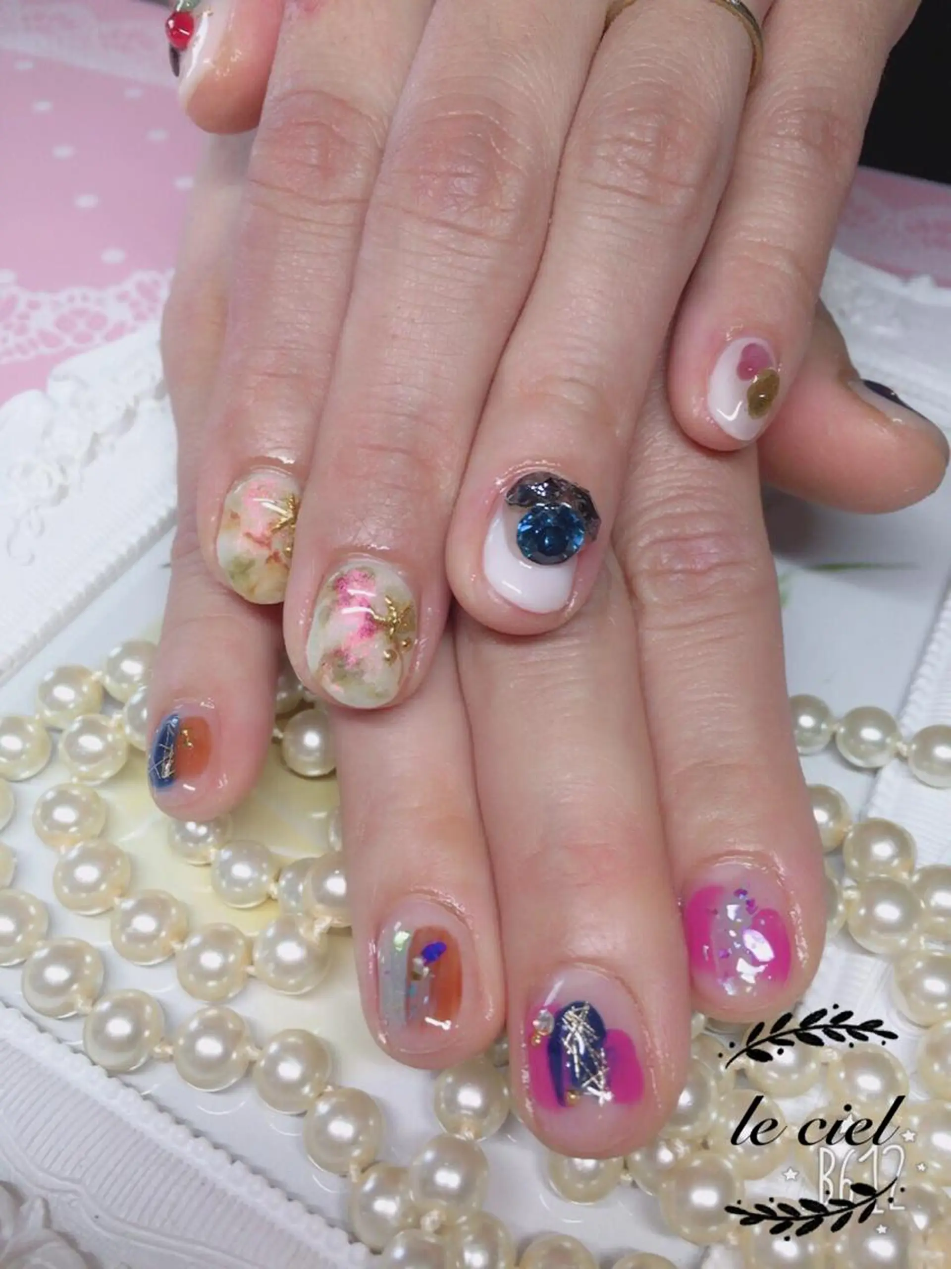 ネイル ニュアンスネイル Naka Rieのネイルデザイン