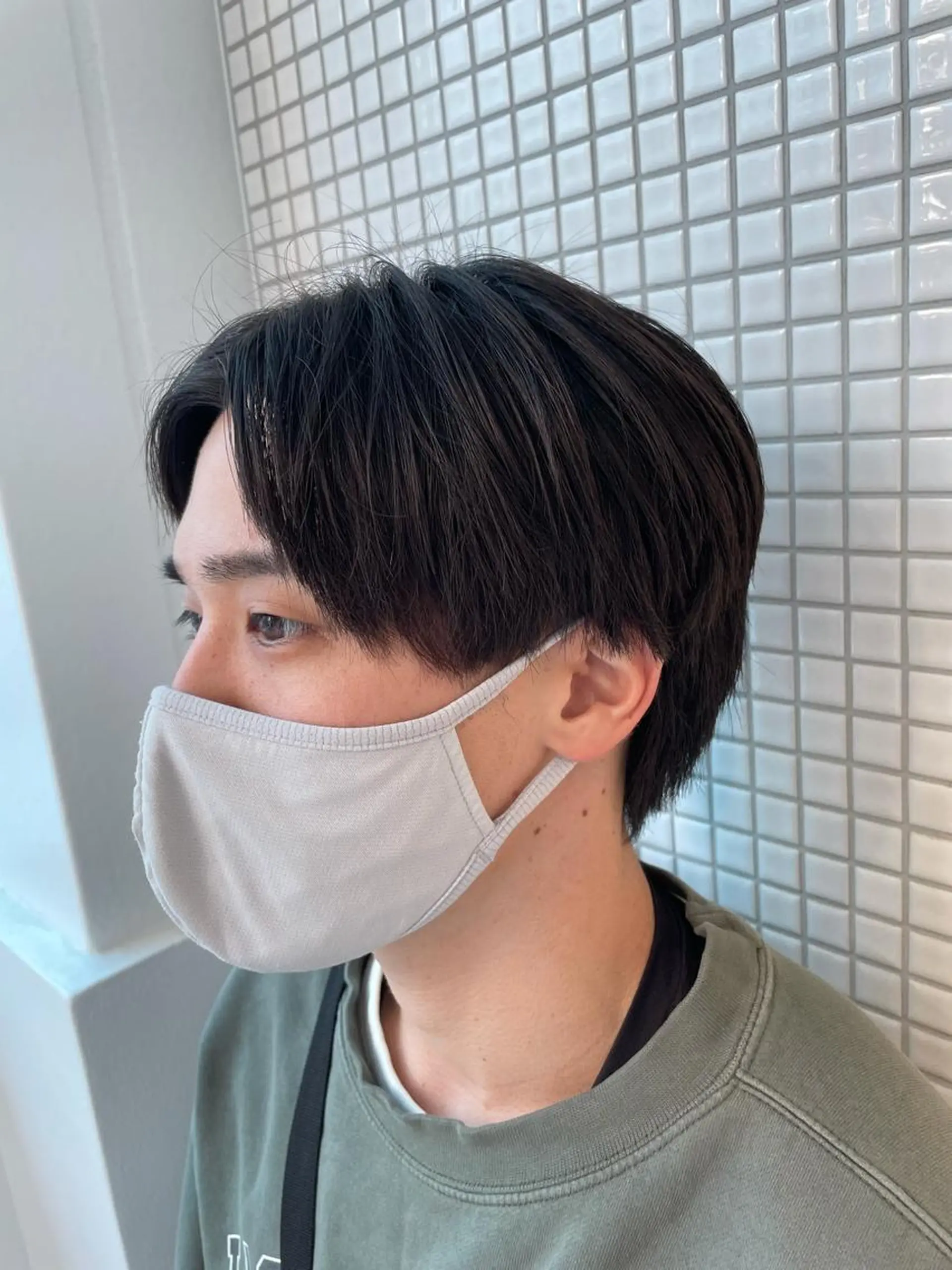 ショート カラー パーマ メンズ センターパート 🔥メンズヘア🔥 セヤシュウヘイのヘアスタイル