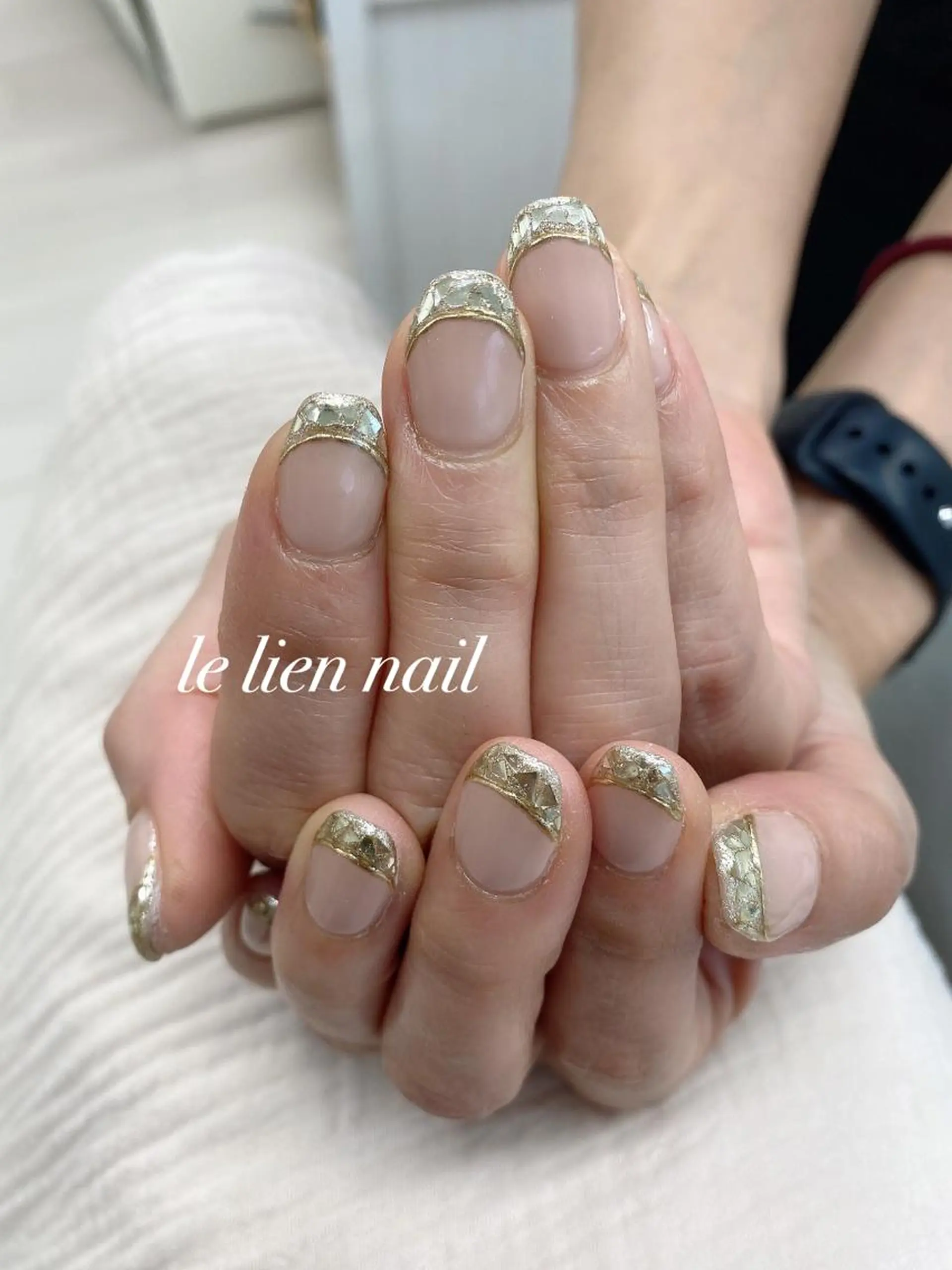 ネイル フレンチネイル ガラスフレンチ ゴールド ハンドネイル le lien nailのネイルデザイン