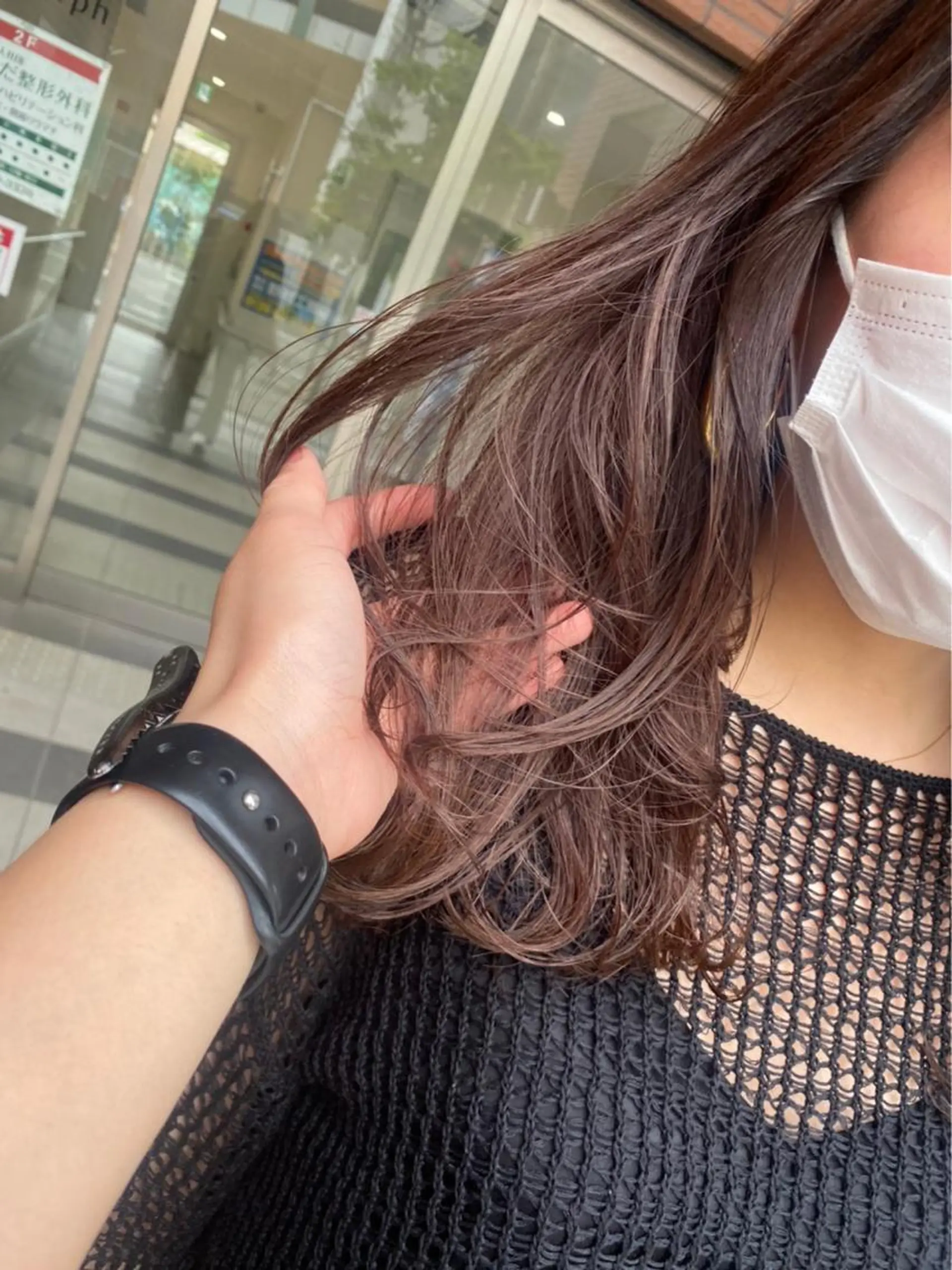 セミロング カット ヘアカラー レイヤーカット TAIKIのヘアスタイル