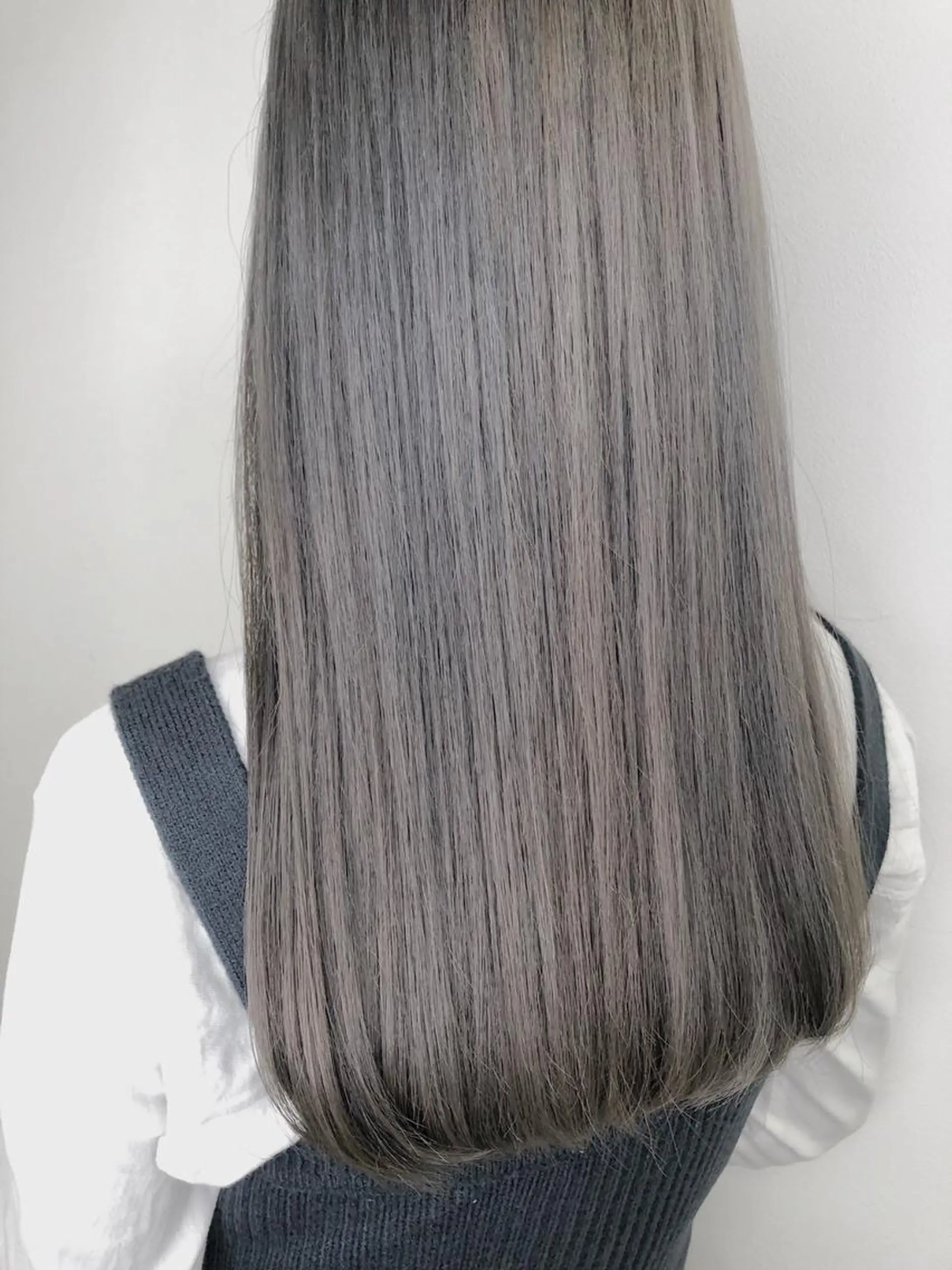 カラー ミディアム JILL by GiseL/天神のヘアスタイル