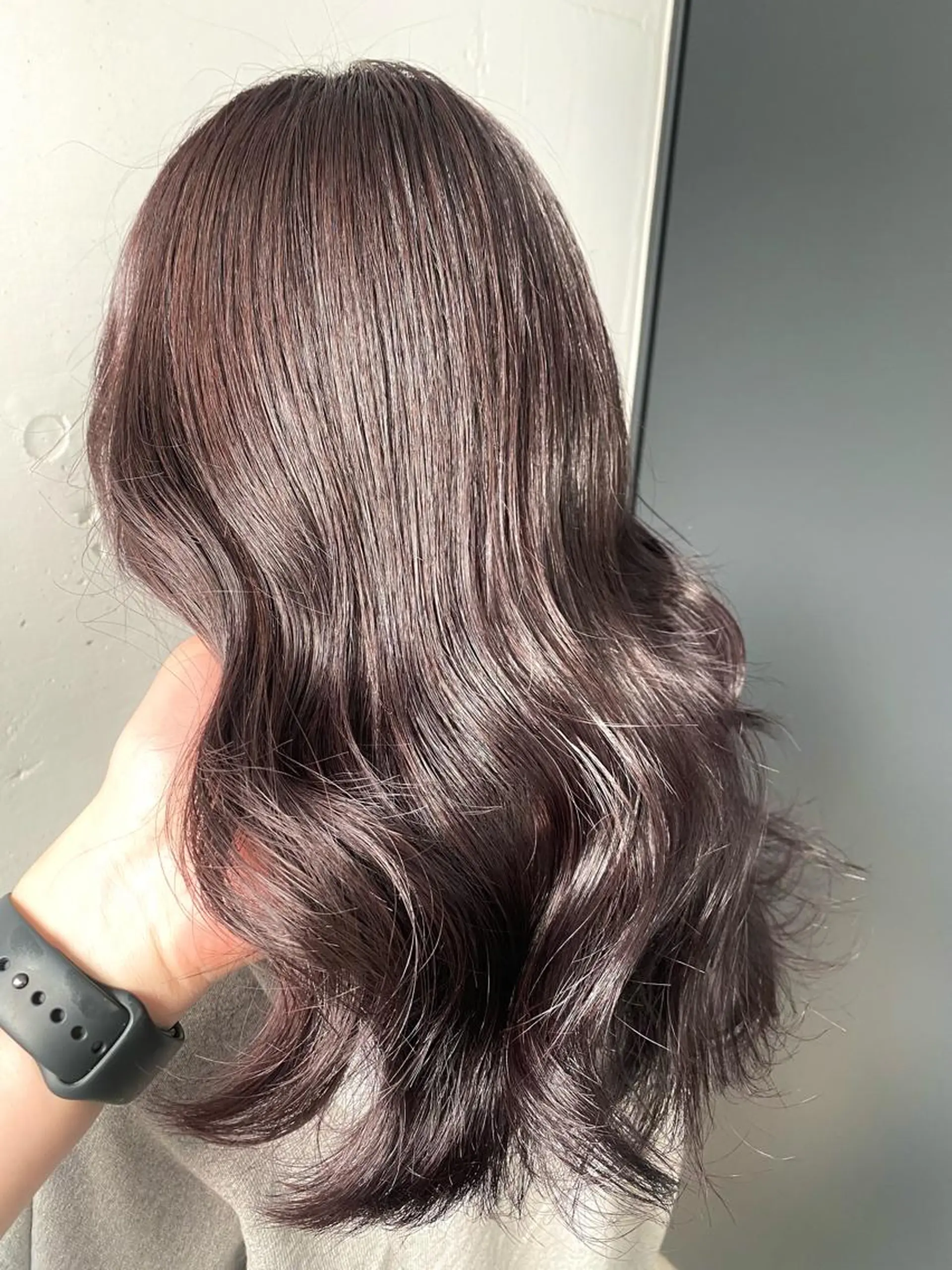 セミロング カラー セミロングパーマ 学生 トリートメント 髪質改善特化❇️ ストウシンゴのヘアスタイル