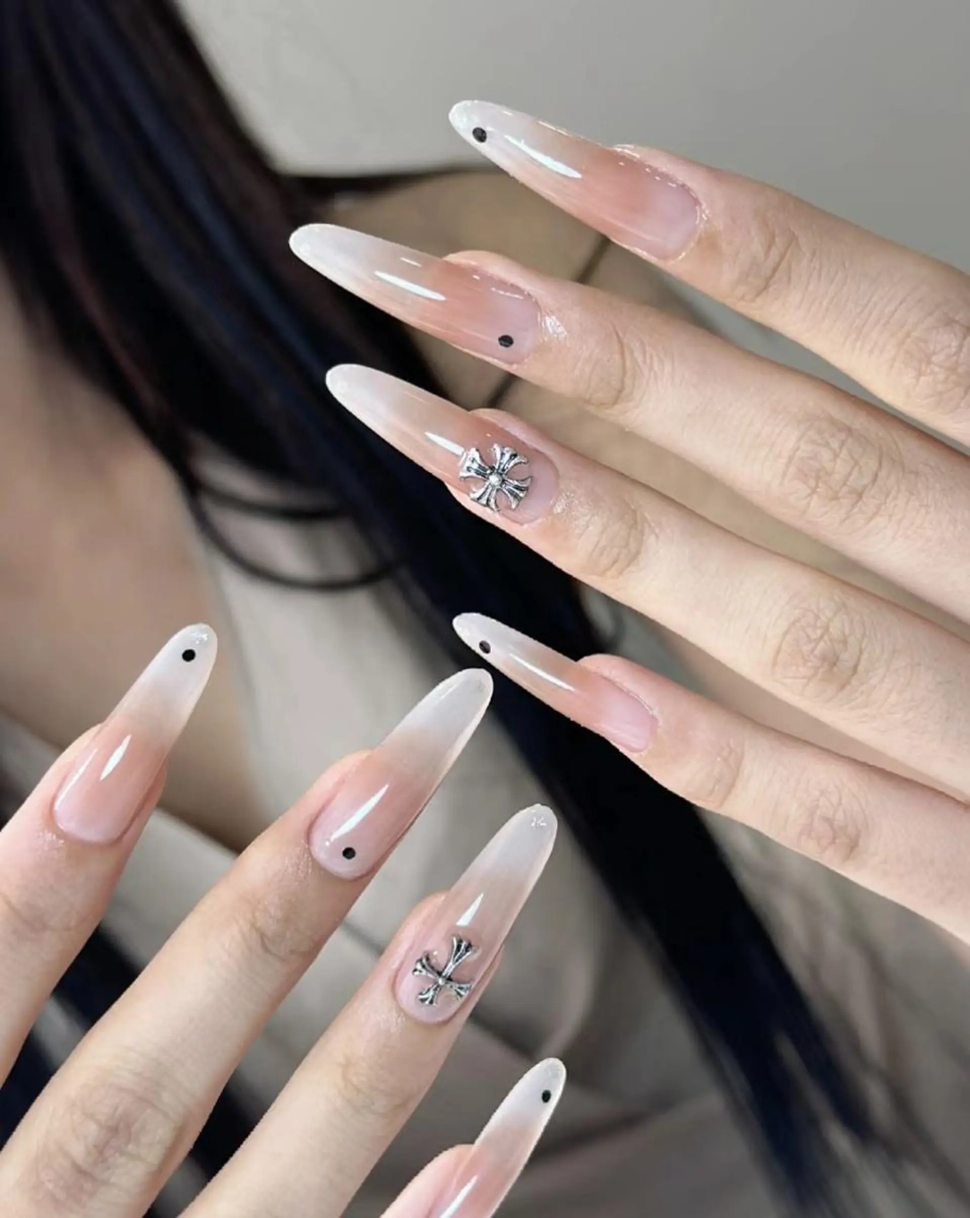 ネイル Raffine erika🕊️のネイルデザイン