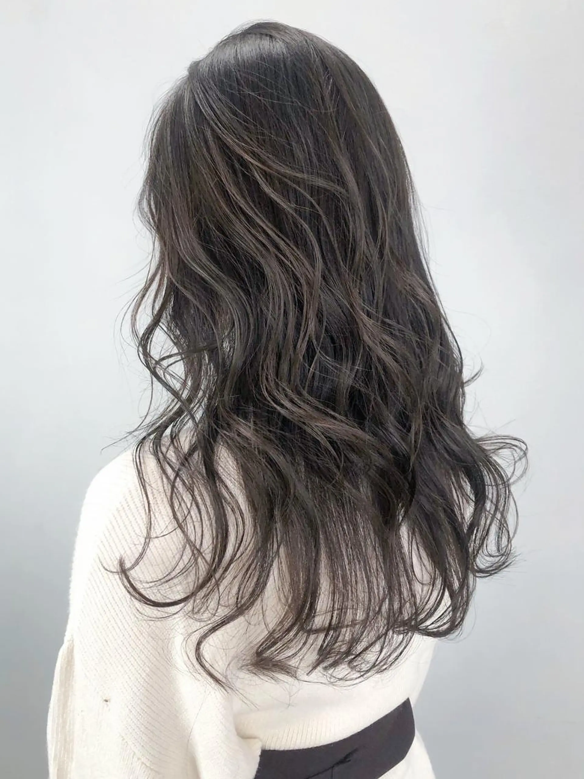 セミロング カラー パーマ ヘアアレンジ ダークグレー ダークグレージュ グレージュ ITbyALBUM 浦和店のヘアスタイル