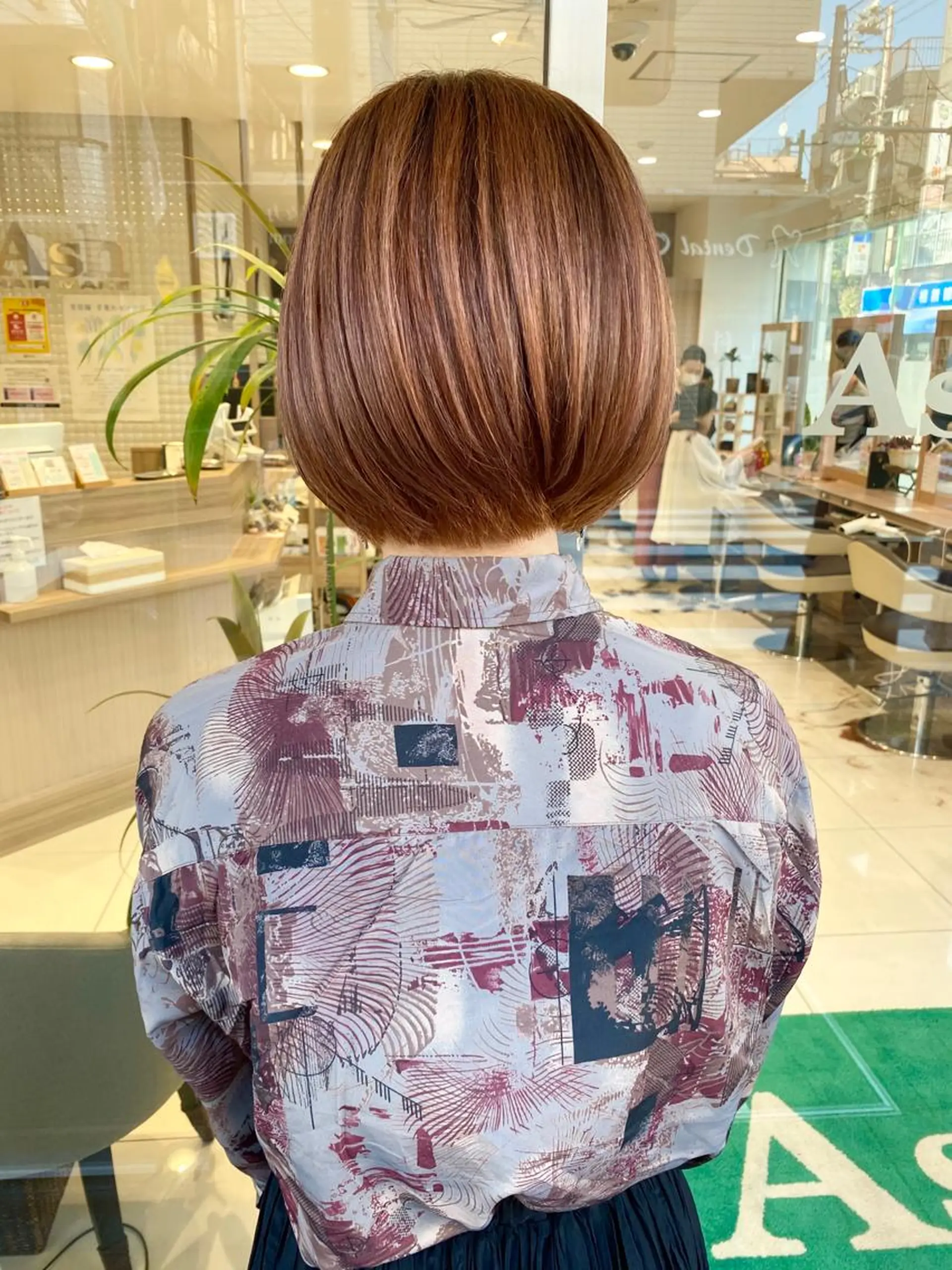 ショート カラー 切りっぱなしボブ ボブ 白髪染め特化美容師 /寺内紳悟のヘアスタイル