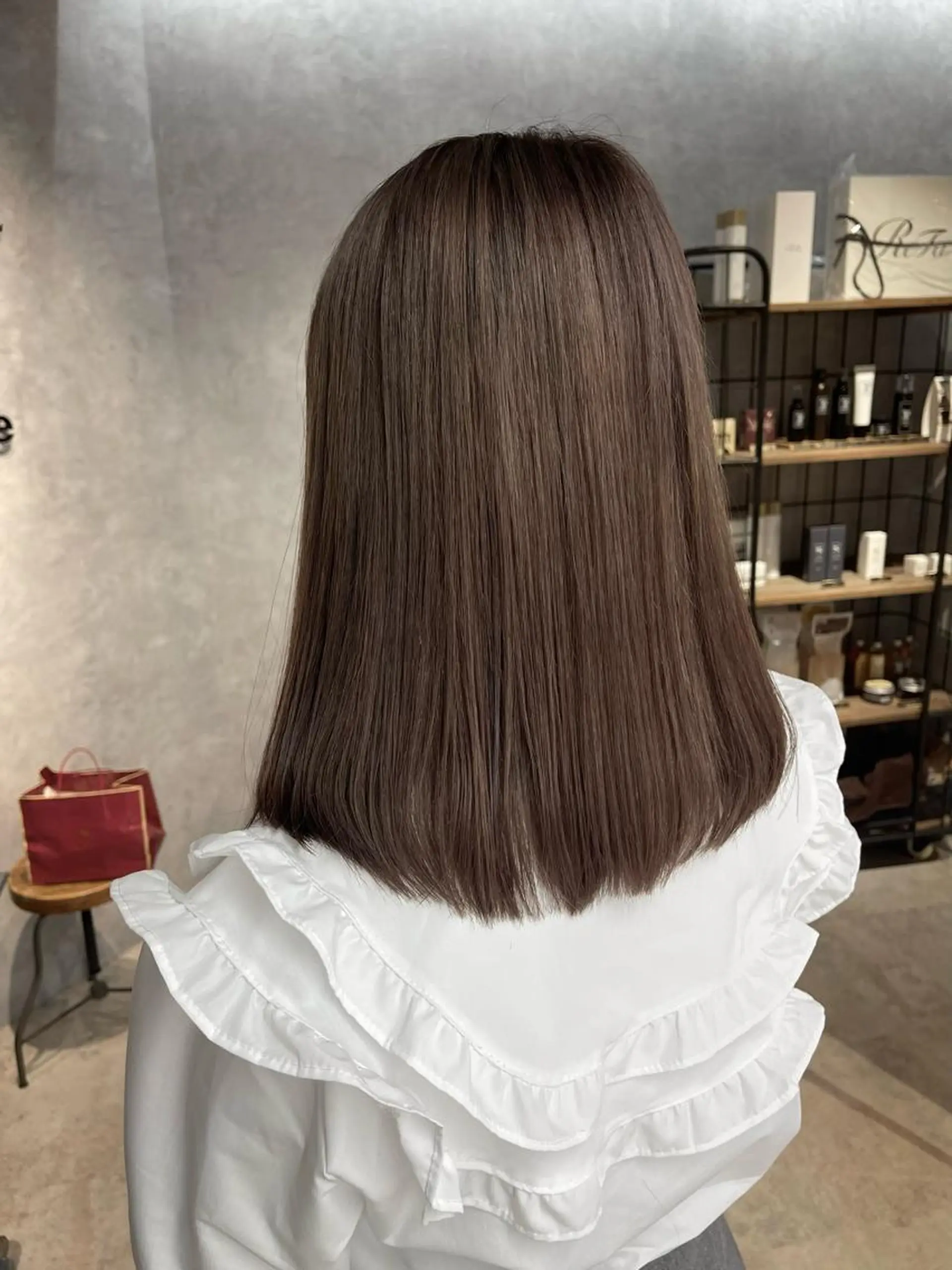 ロング カラー ブリーチ ケアブリーチ ハイライトカラー インナーカラー ハイライト カット ヘアカラー トリートメント オフホワイトアンドなんば所属・福西 洋斗のヘアスタイル