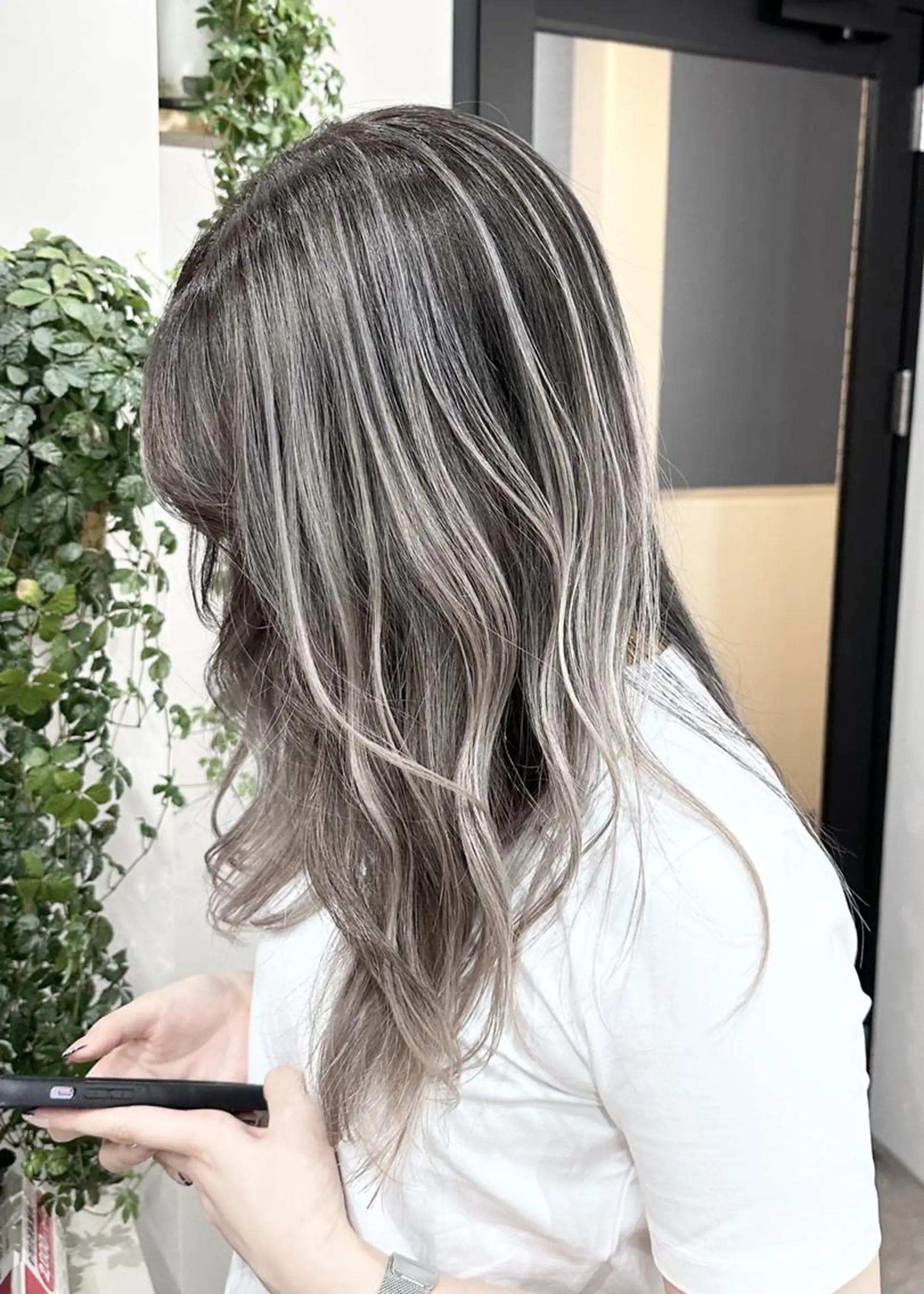 セミロング カラー ✨【公式】 Lig.横浜✨のヘアスタイル