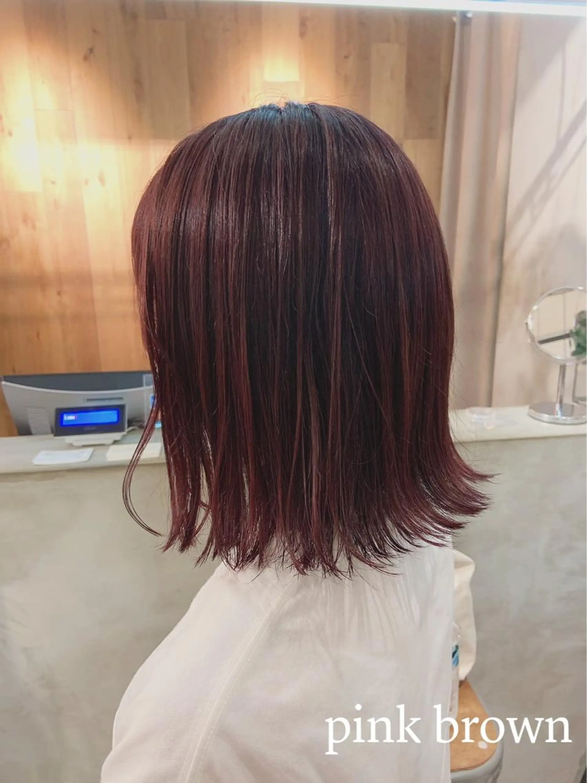 ミディアム カラー salowin三丁目所属・🟩白髪ぼかし/ ショート/ボブ/大司のヘアスタイル